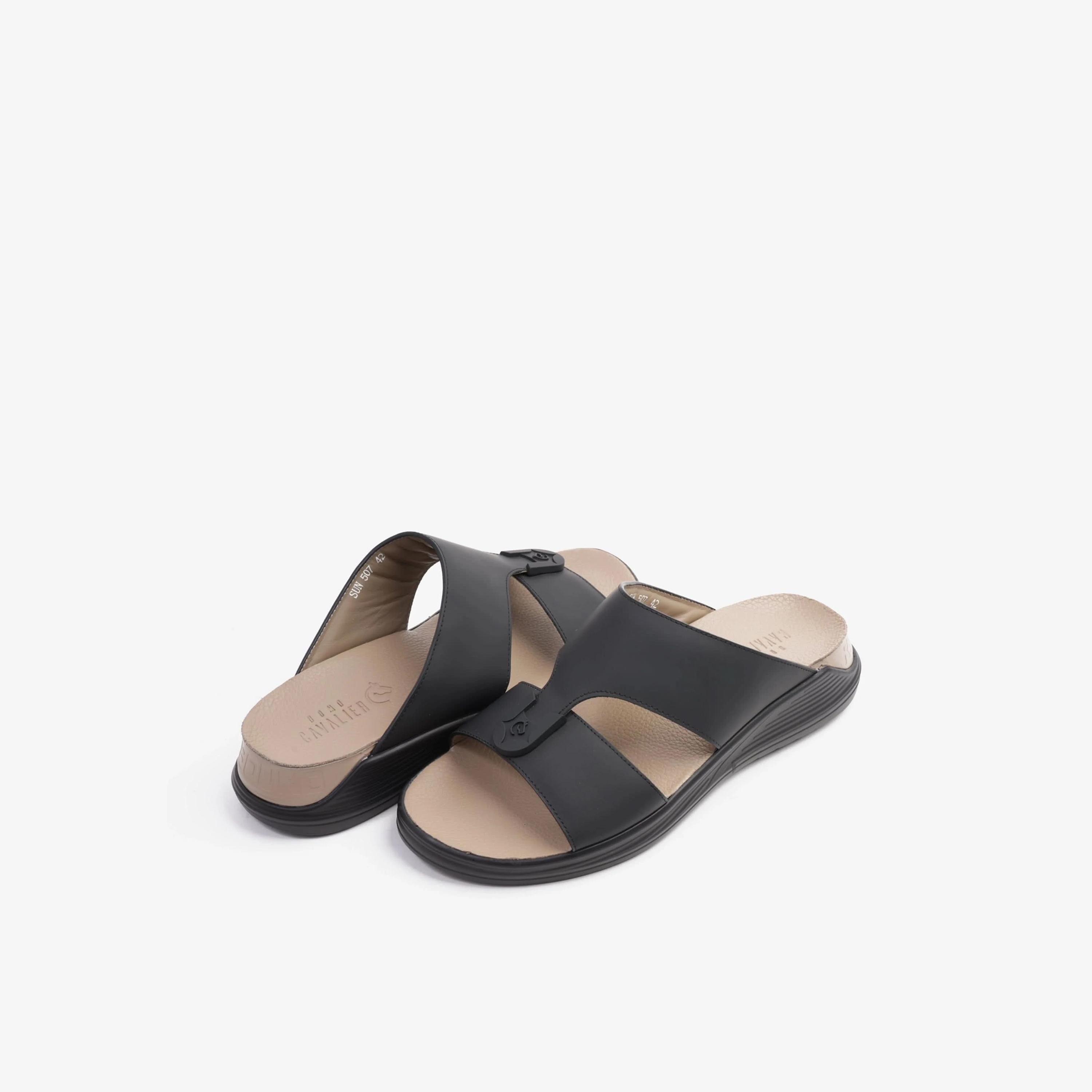 UOMO Cavalier Men's Slip-On Arabic Sandals | MSDCVSUN507-men-shoes-sandals-image-5
