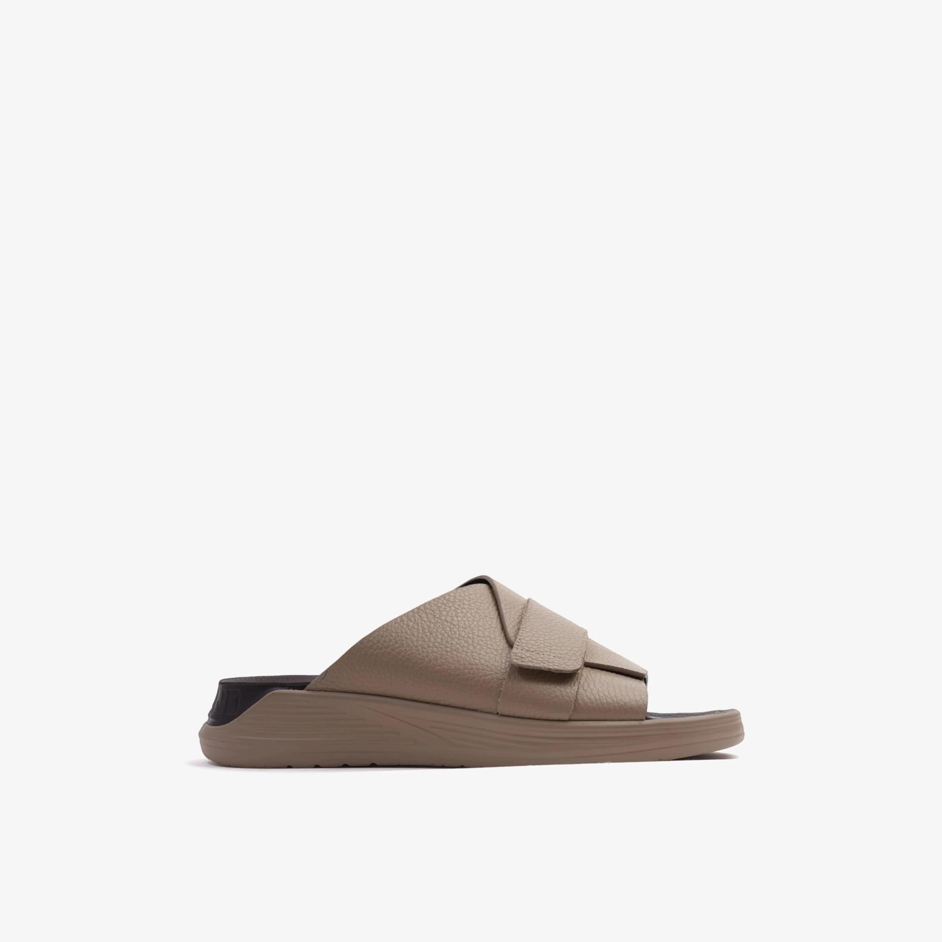 UOMO Cavalier Men's Slip-On Arabic Sandals | MSDCVSUN508-men-shoes-sandals-image-3