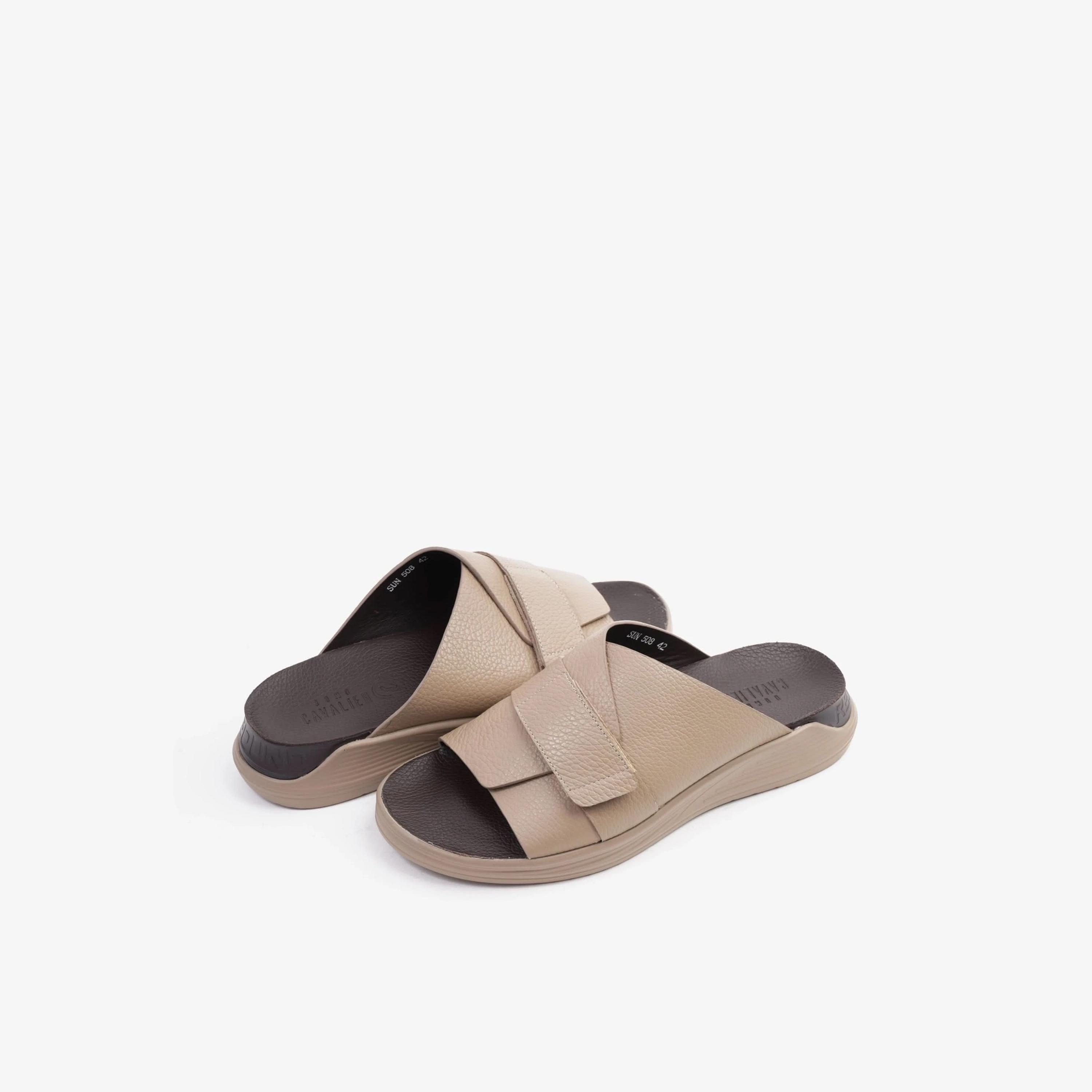 UOMO Cavalier Men's Slip-On Arabic Sandals | MSDCVSUN508-men-shoes-sandals-image-5