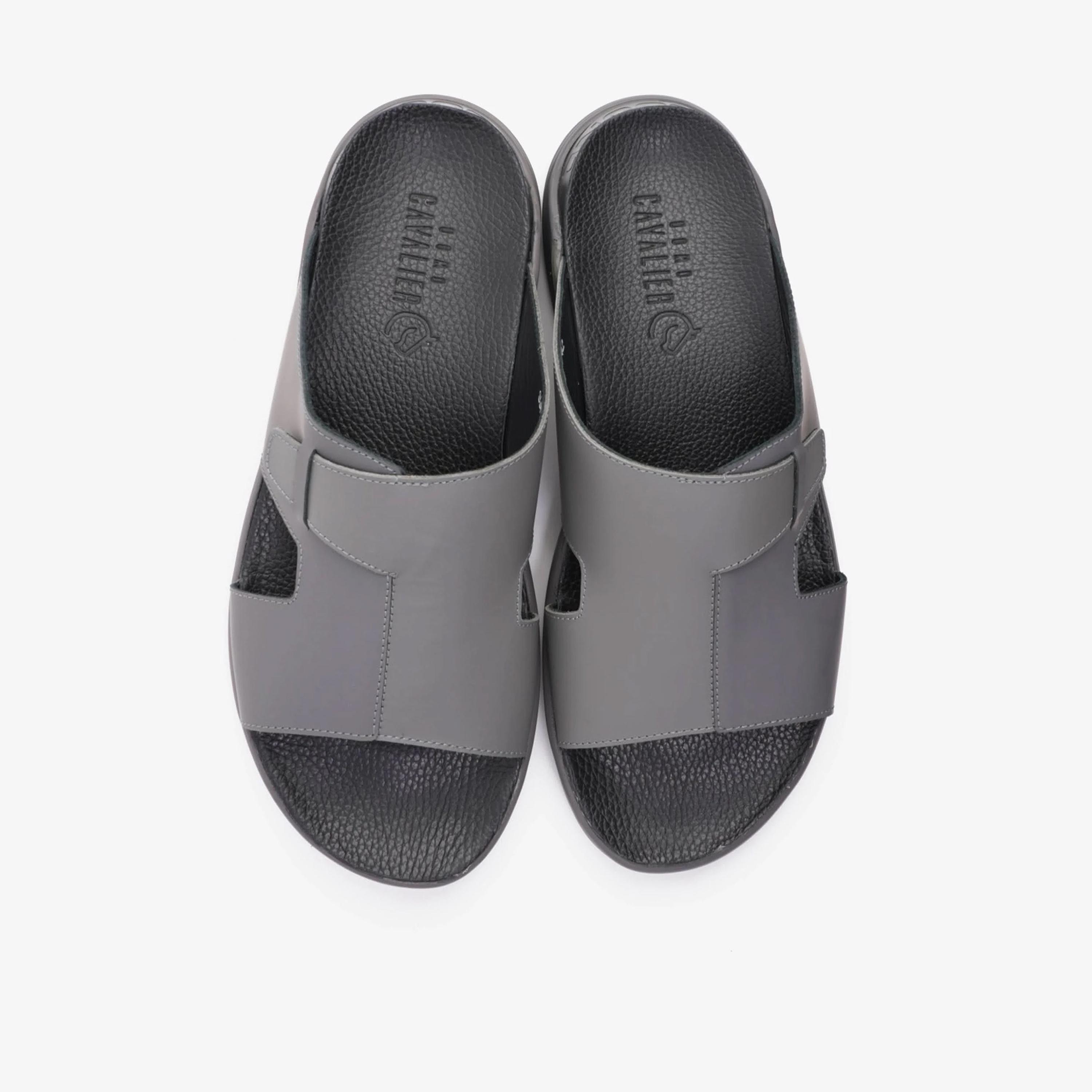 UOMO Cavalier Men's Slip-On Arabic Sandals | MSDCVSUN509-men-shoes-sandals-image-2
