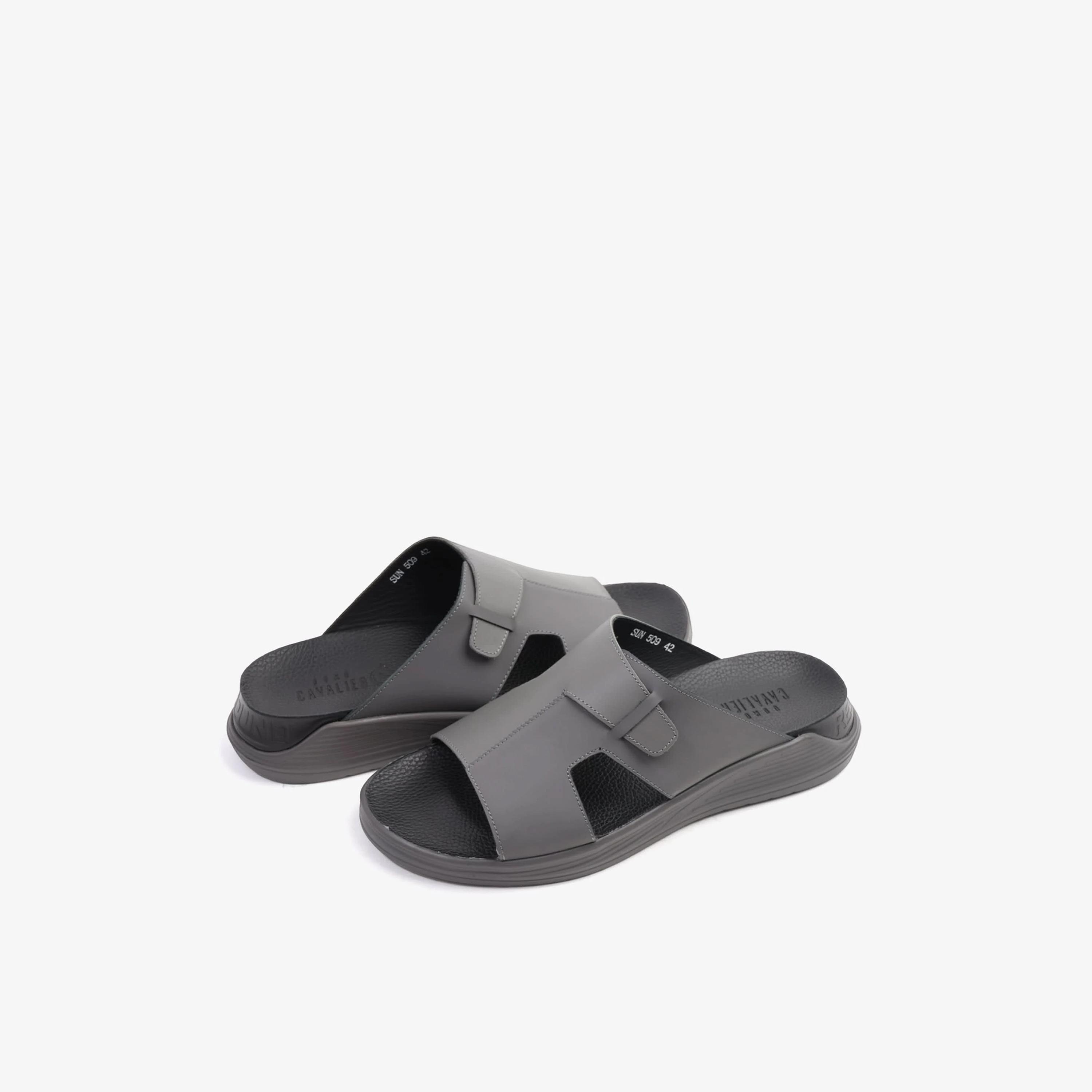 UOMO Cavalier Men's Slip-On Arabic Sandals | MSDCVSUN509-men-shoes-sandals-image-5