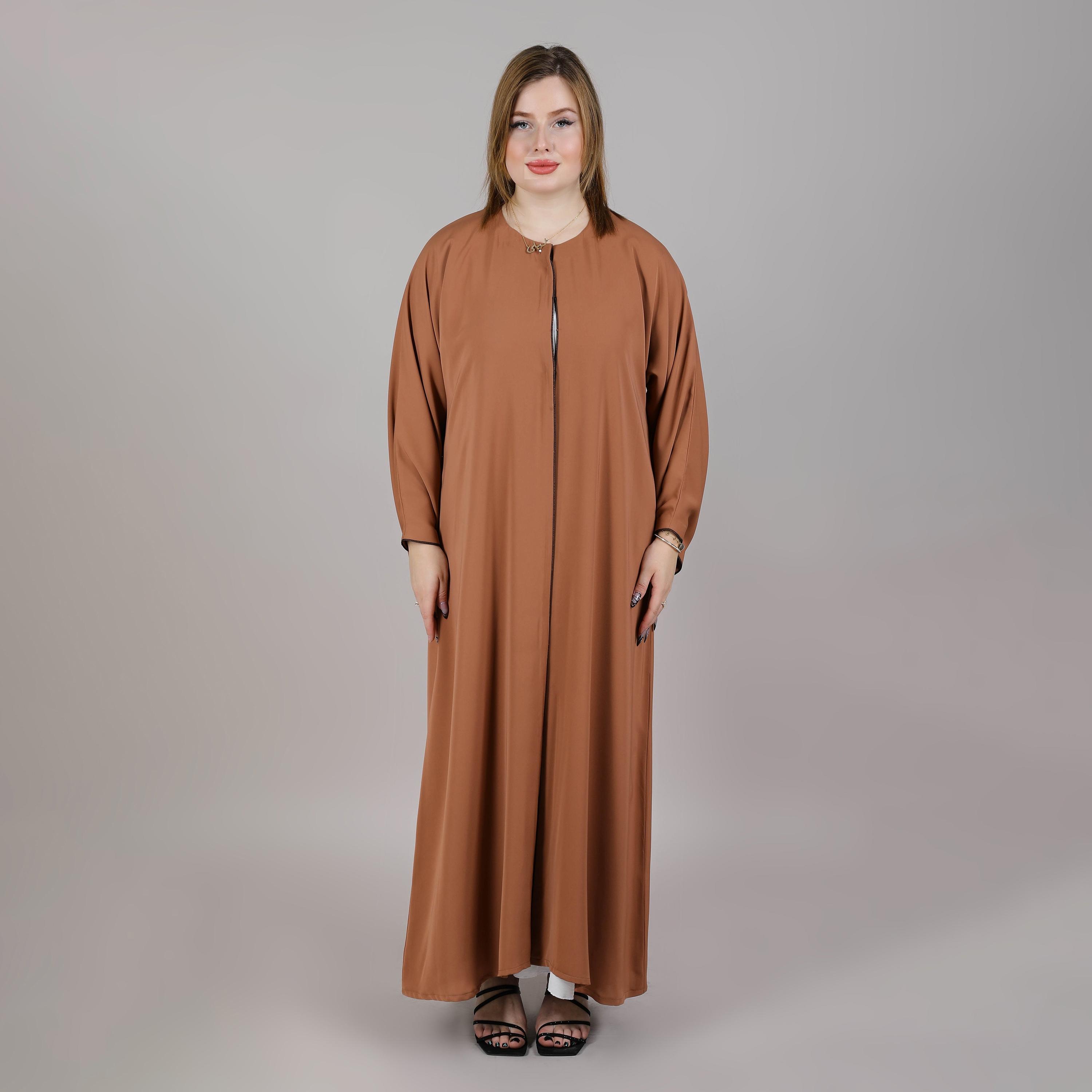 عباية نسائية نيدا بحدود دقيقة باللون البني من إم سكوير فاشون-women-arabicclothing-abayas-image-1