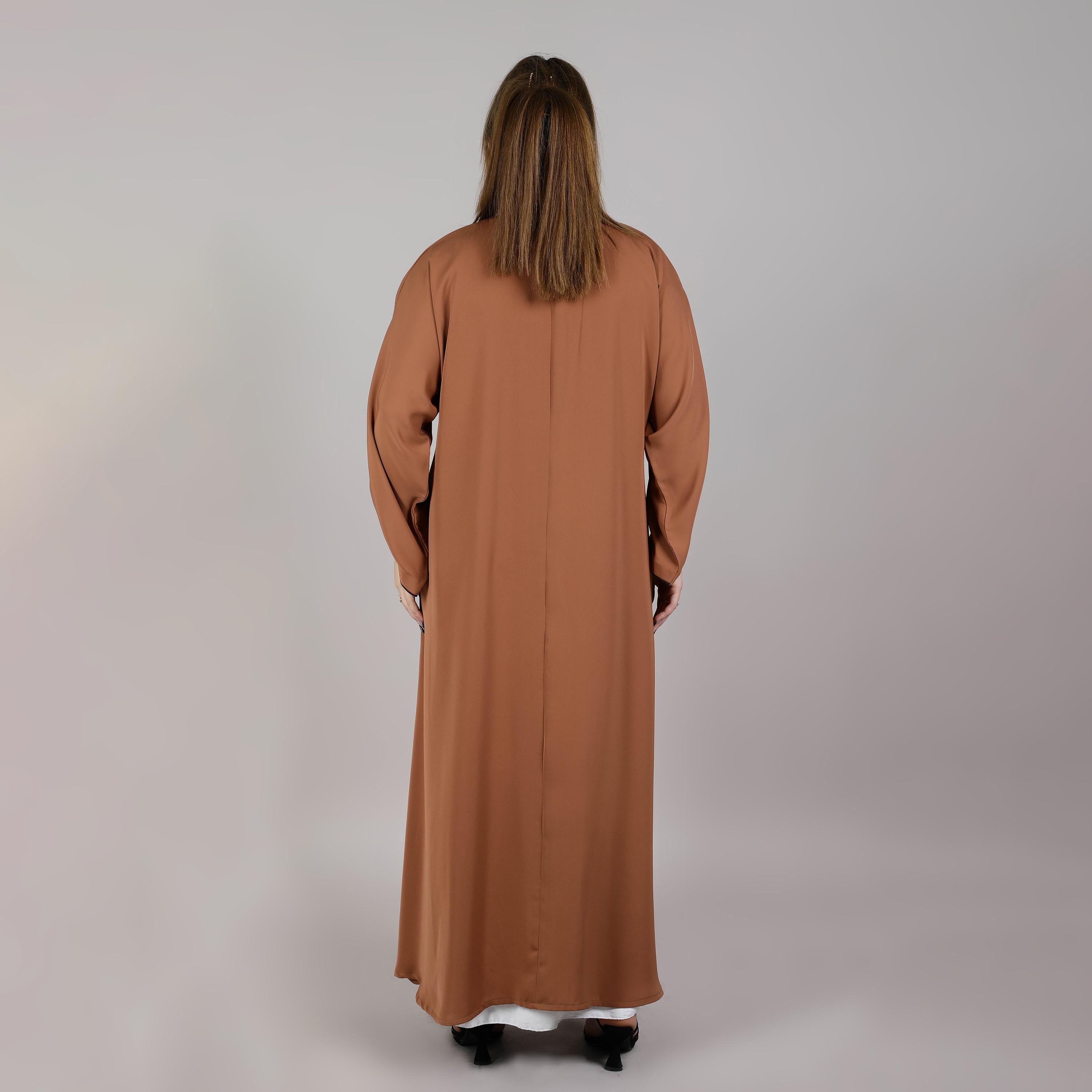 عباية نسائية نيدا بحدود دقيقة باللون البني من إم سكوير فاشون-women-arabicclothing-abayas-image-4