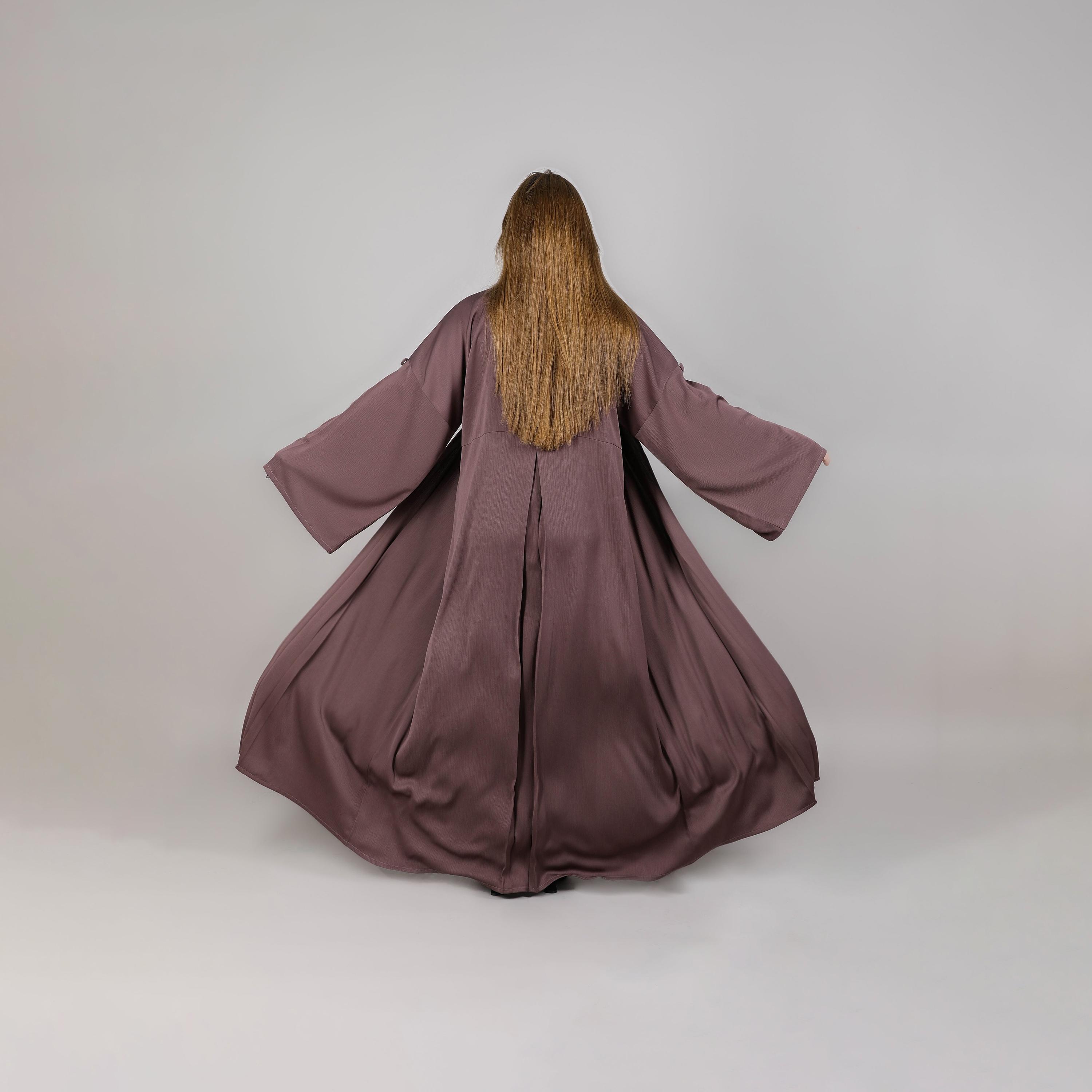 عباية نسائية بأكمام واسعة باللون البني من إم سكوير فاشون-women-arabicclothing-abayas-image-4