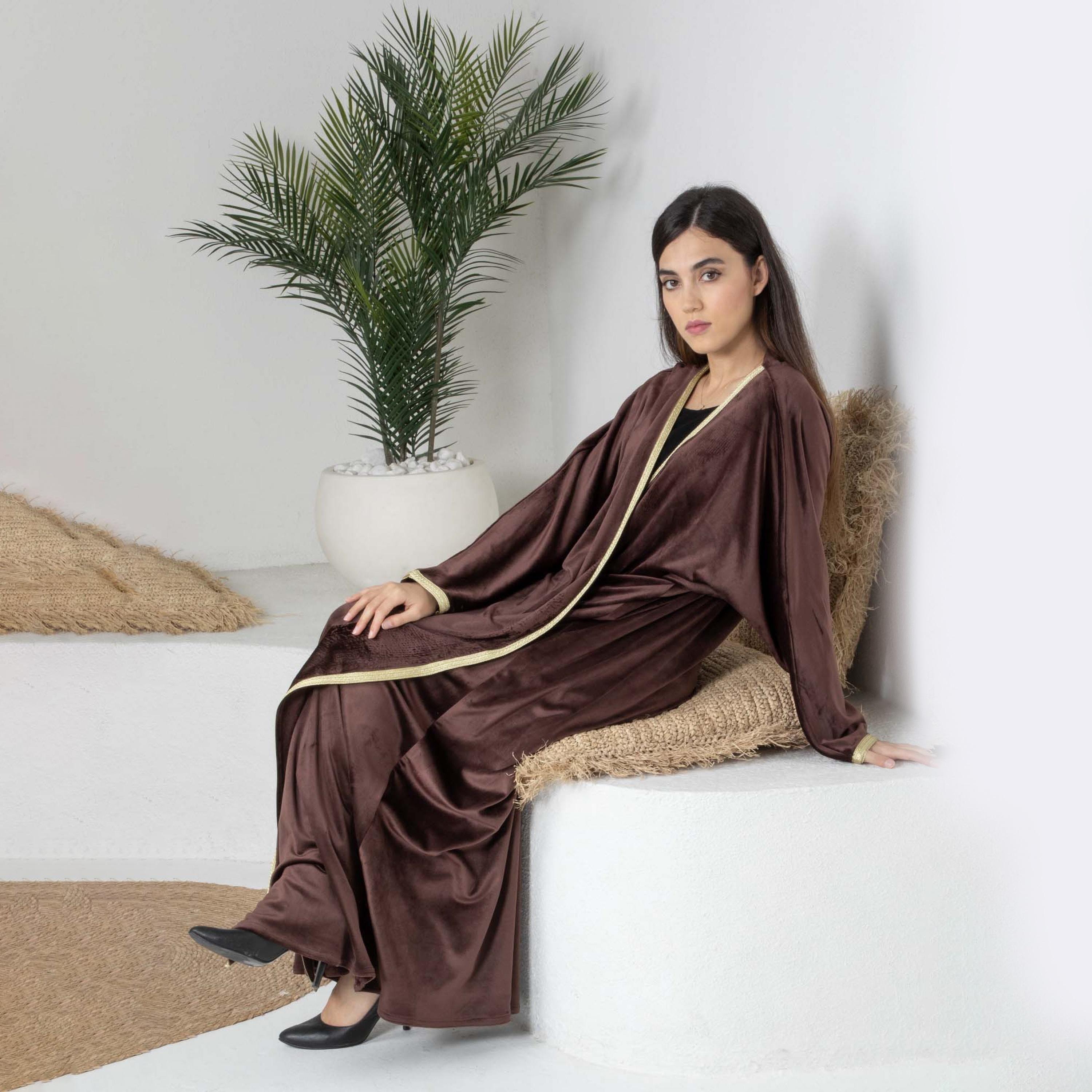 Msquare Fashion Golden Lace Border Batwing Sleeves Velvet Women's Abaya with Hijab-women-arabicclothing-abayas-image-6