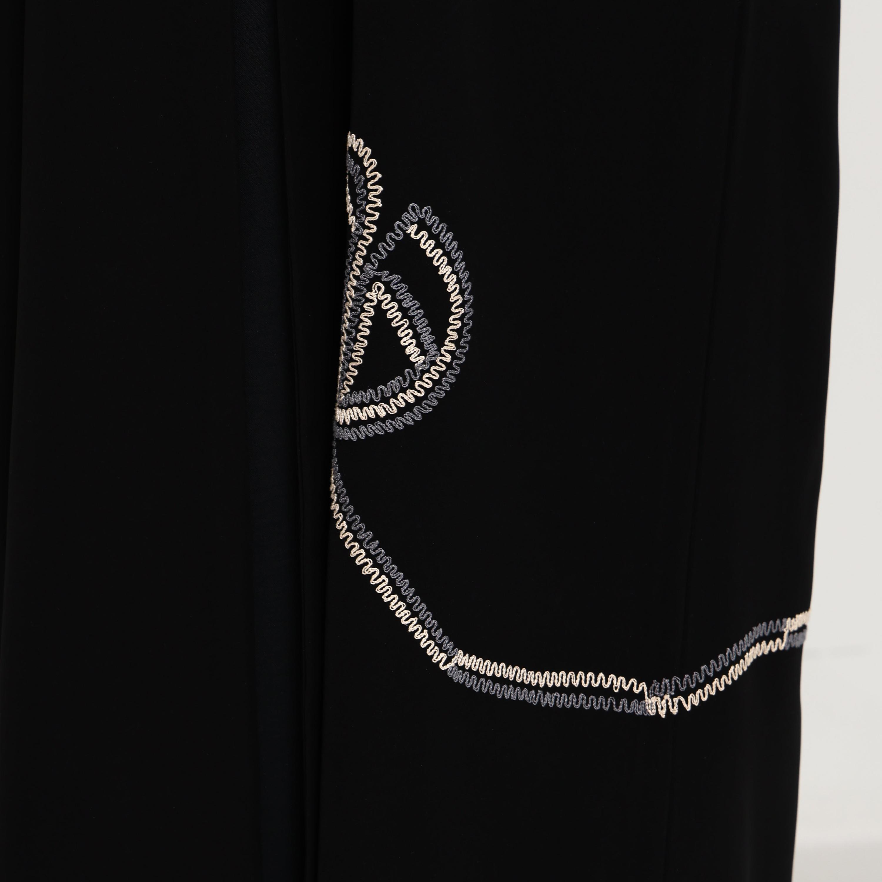 Msquare Fashion Black Asymmetrical Thread Work Crepe Women's Abaya-women-arabicclothing-abayas-image-3