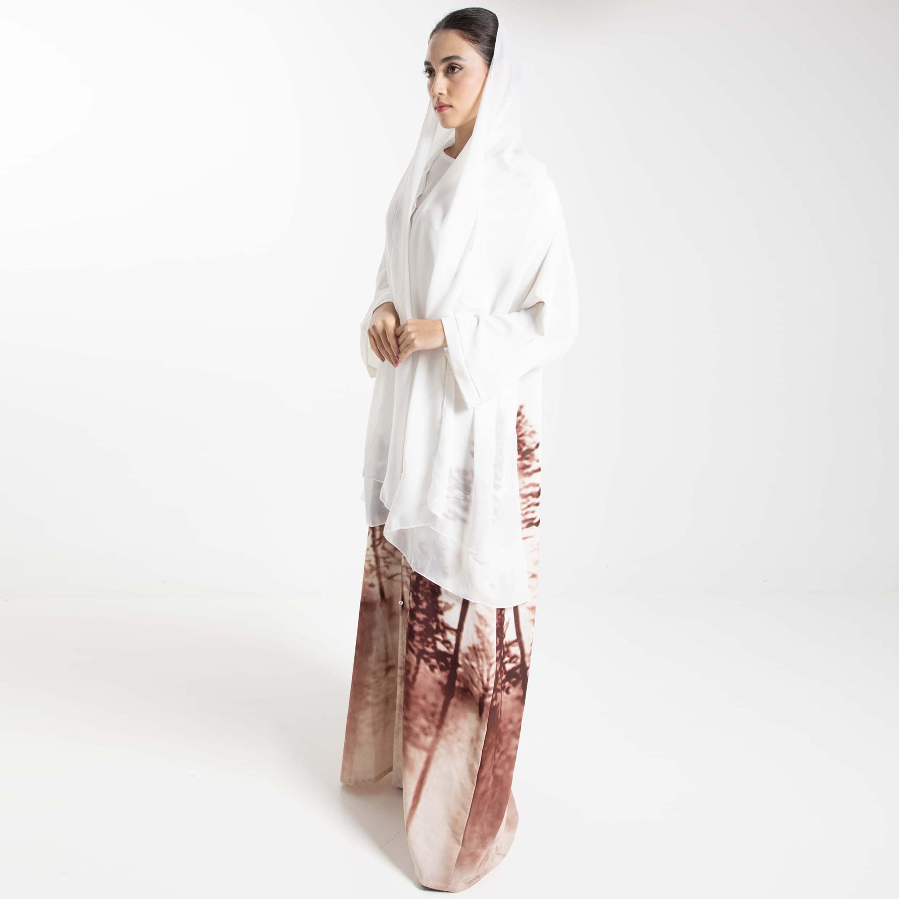 عباية نسائية بطبعة غابة بيضاء وبنية مع حجاب من إم سكوير فاشون-women-arabicclothing-abayas-image-3