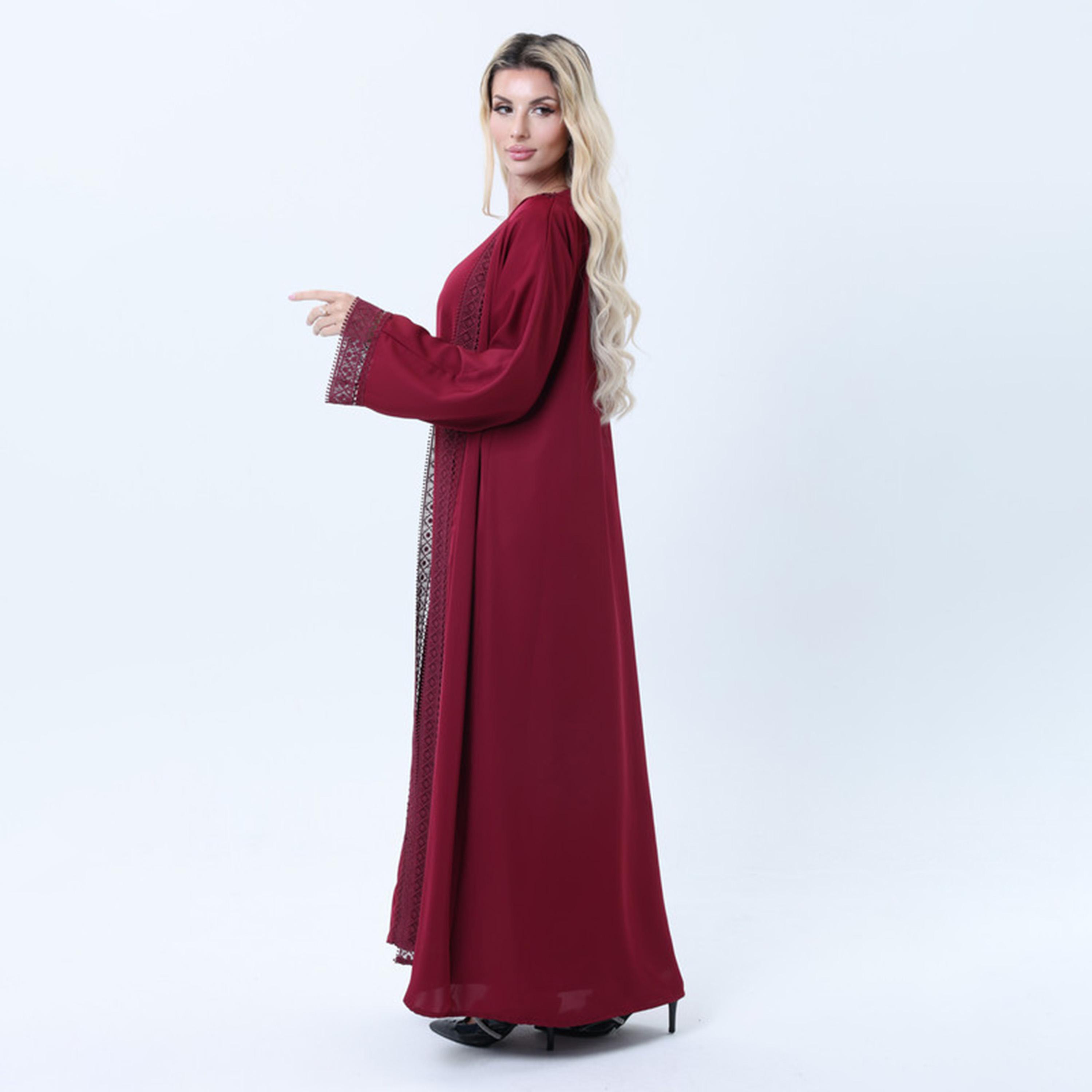 طقم عباءة نسائية من قماش نيدا بتفاصيل دانتيل باللون العنابي من إمسكوير فاشون-women-arabicclothing-abayas-image-4