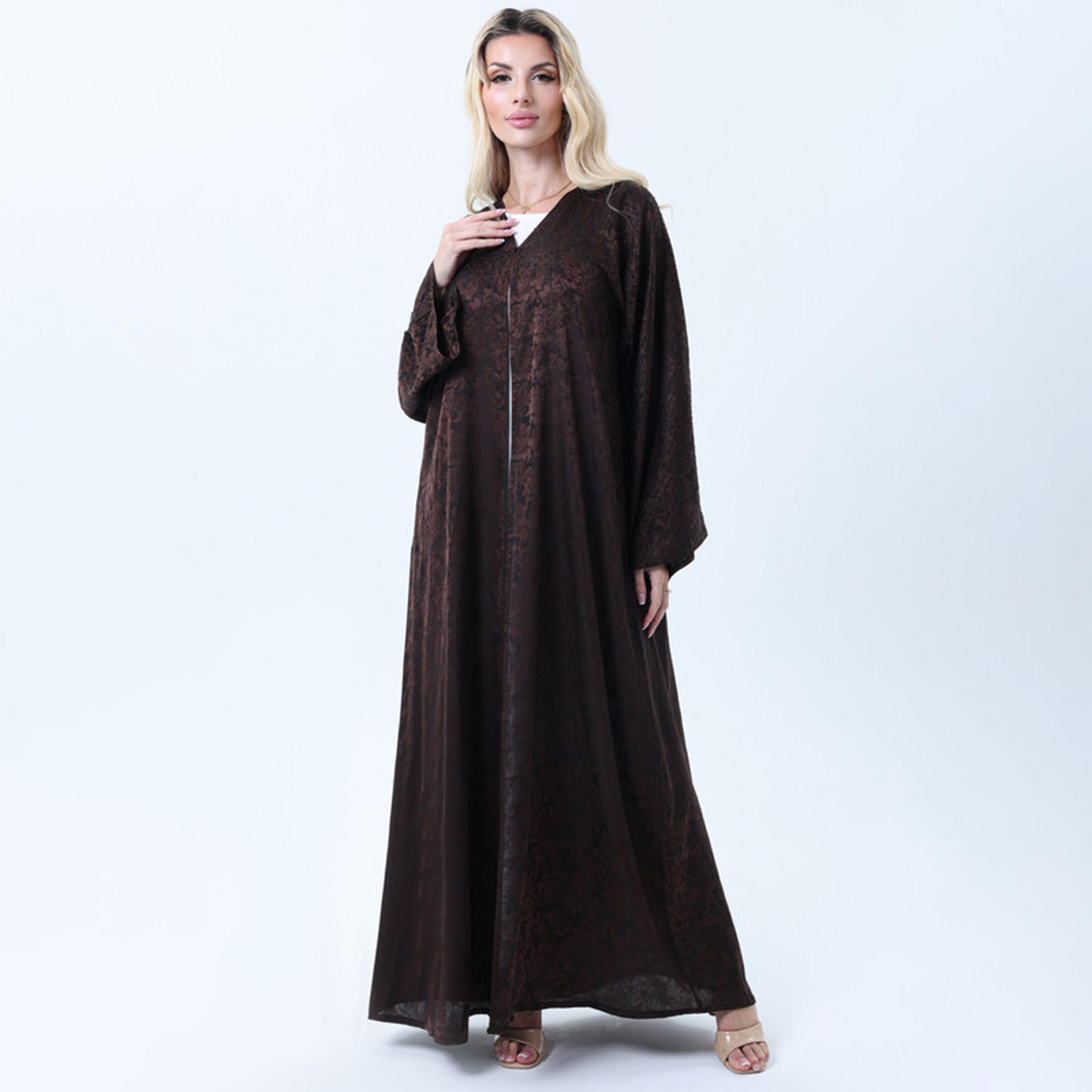 عباءة نسائية من الحرير بأكمام واسعة وطبعة زهور باللون البني من إمسكوير فاشون-women-arabicclothing-abayas-image-1
