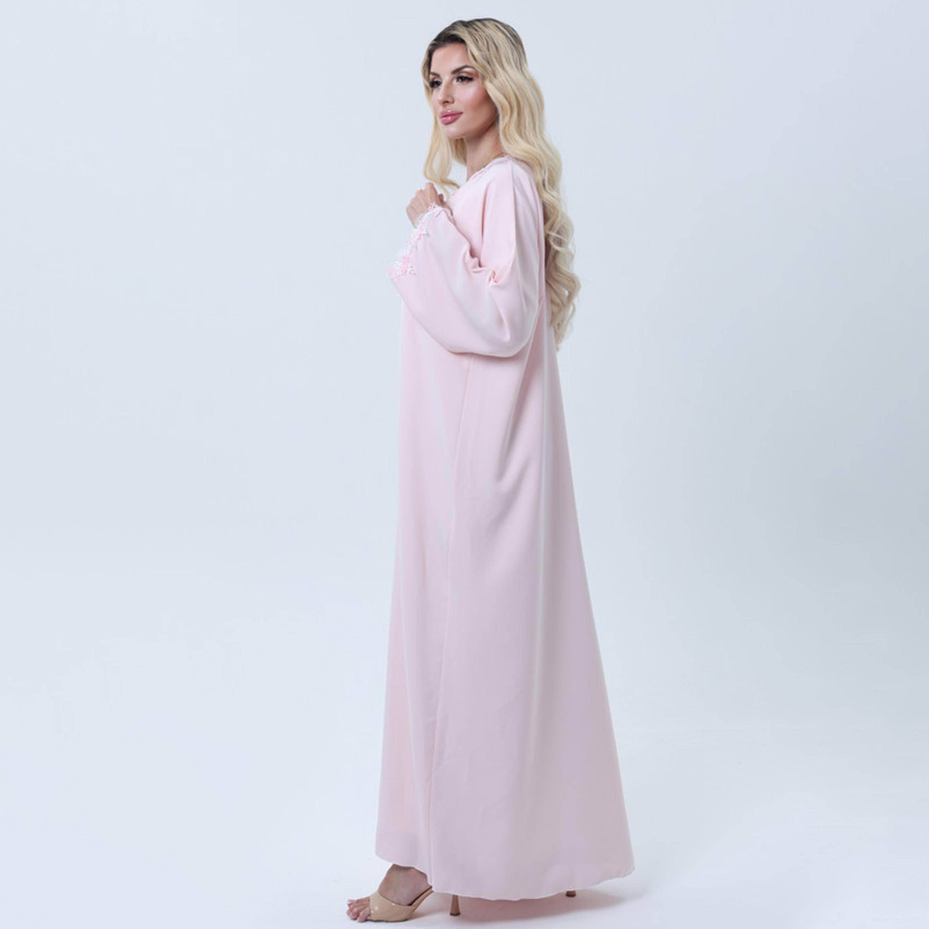 عباءة نسائية من قماش نيدا بأكمام واسعة ودانتيل صدفي باللون الوردي من إمسكوير فاشون-women-arabicclothing-abayas-image-4