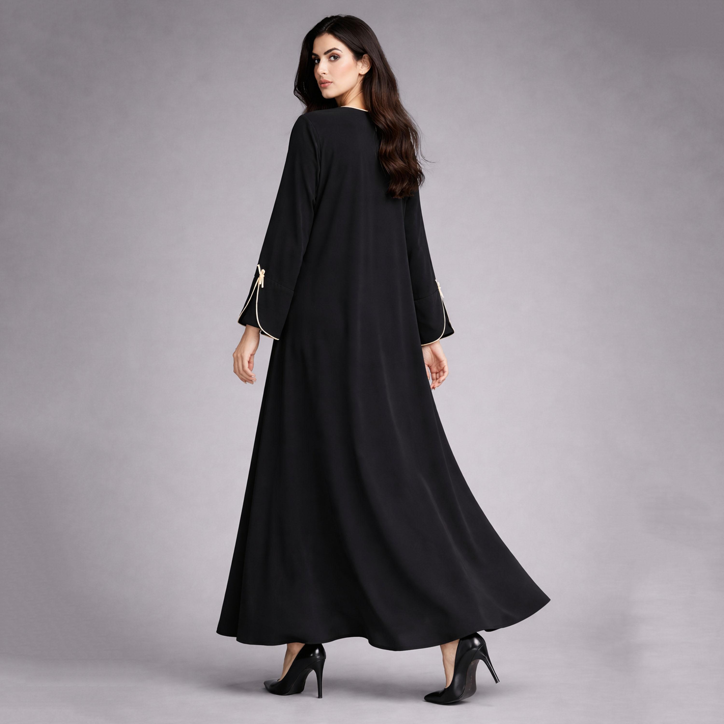 عباية نسائية من قماش "ندا" بتفاصيل خياطة متباينة وعقدة ربط من إم سكوير فاشن-women-arabicclothing-abayas-image-5
