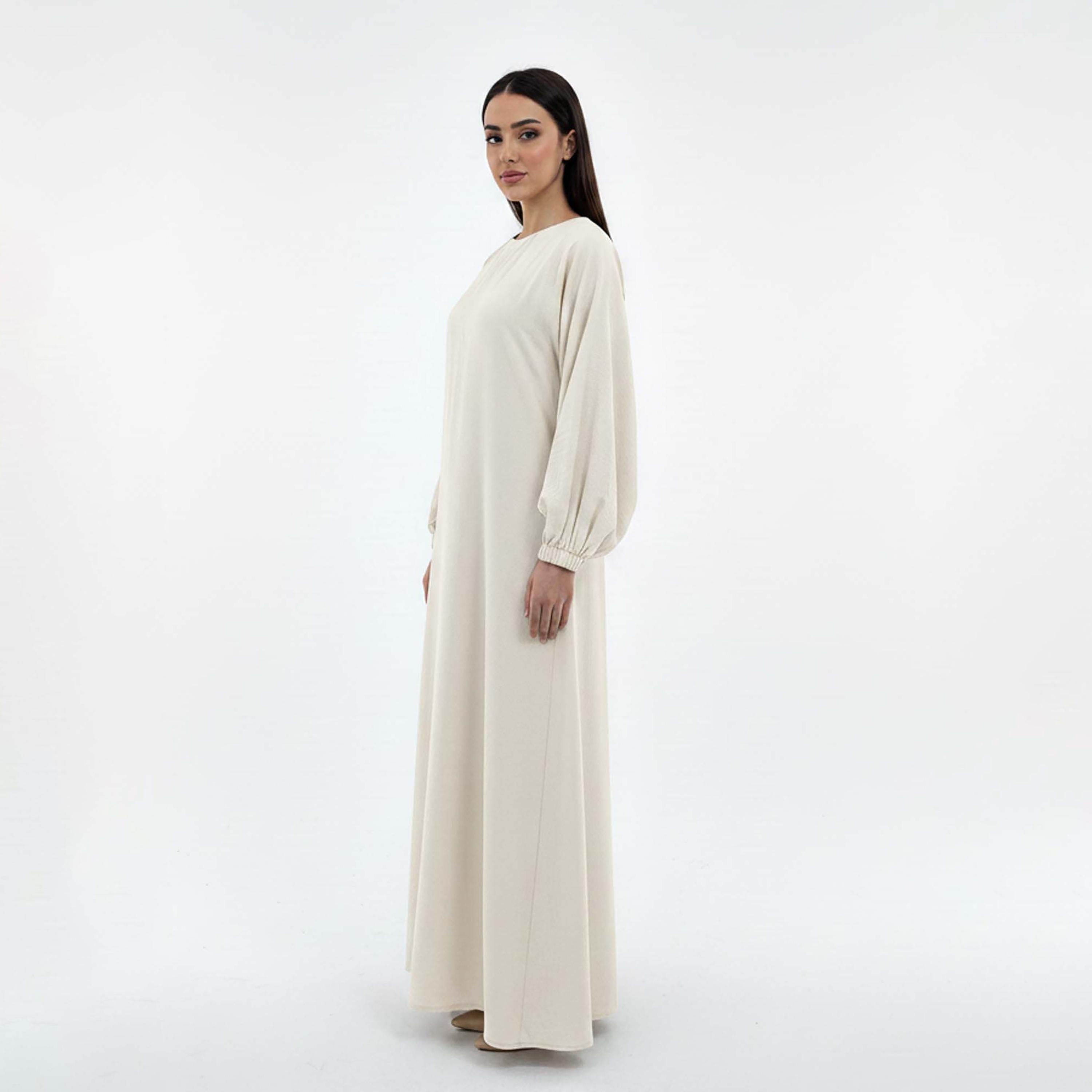 عباءة "حرير مقصود" بأكمام واسعة (بيشوب) للنساء من إم سكوير فاشن-women-arabicclothing-abayas-image-3