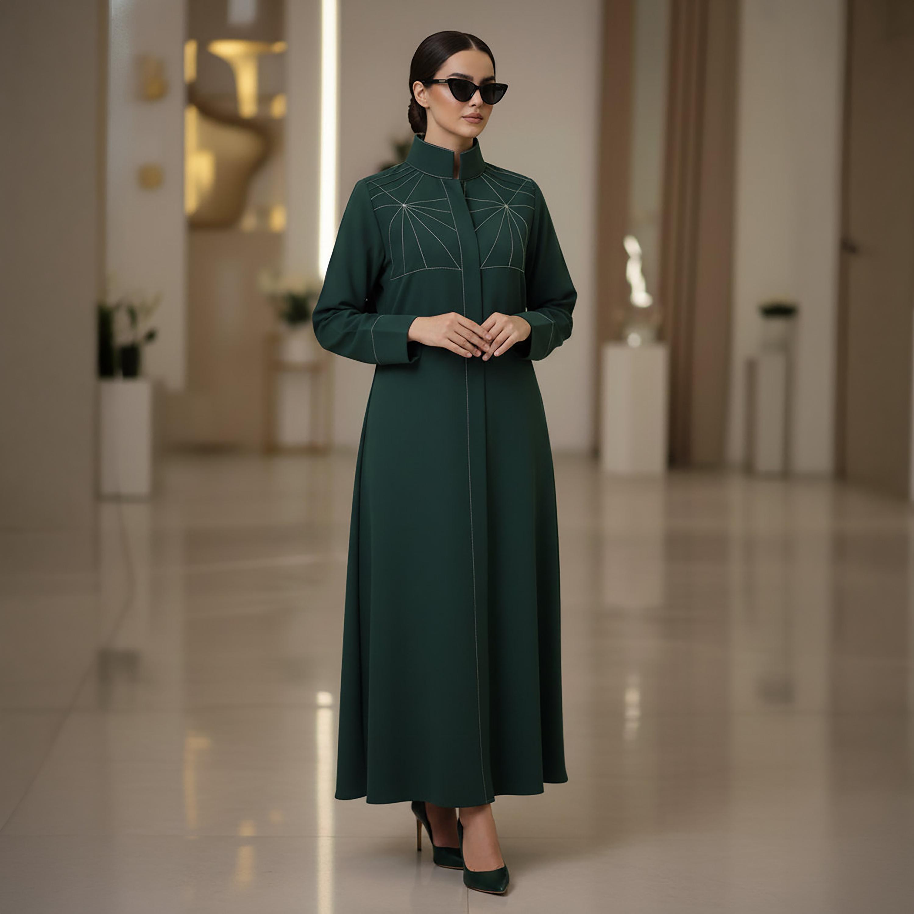 عباءة رسمية "كوبرا كريب" بياقة ماندارين وتطريز غرز متباينة للنساء من إم سكوير فاشن-women-arabicclothing-abayas-image-1