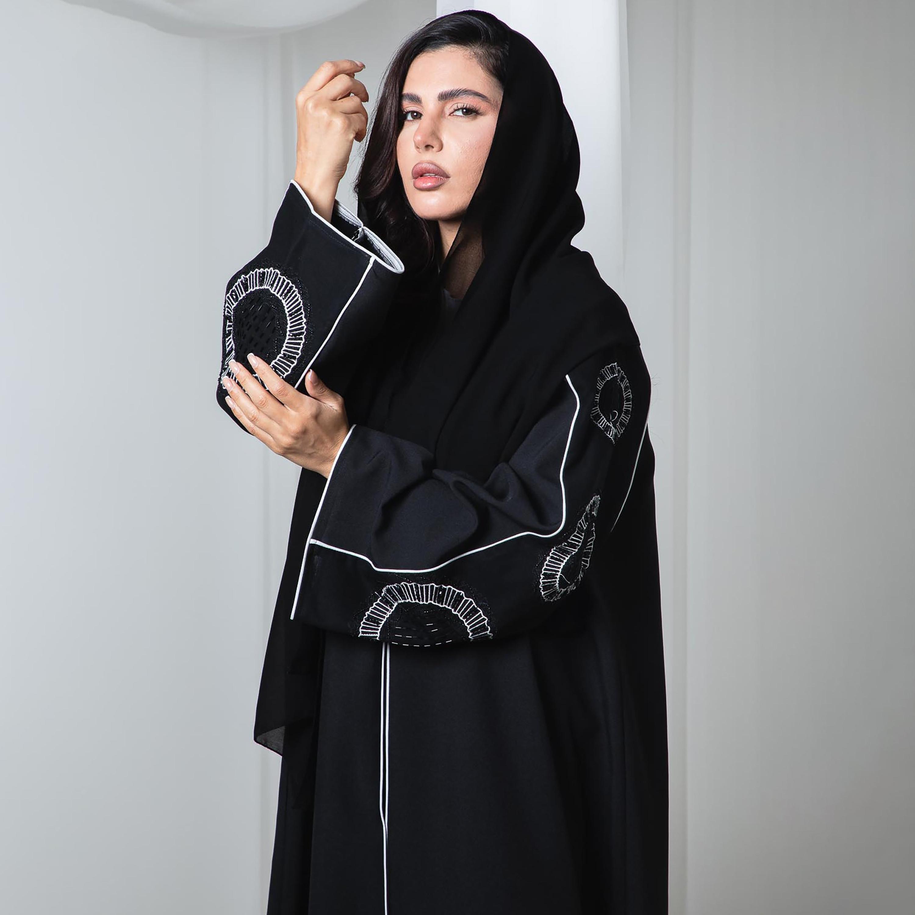 Msquare Fashion Thread Work Embroidered Women's Abaya with Hijab-women-arabicclothing-abayas-image-2