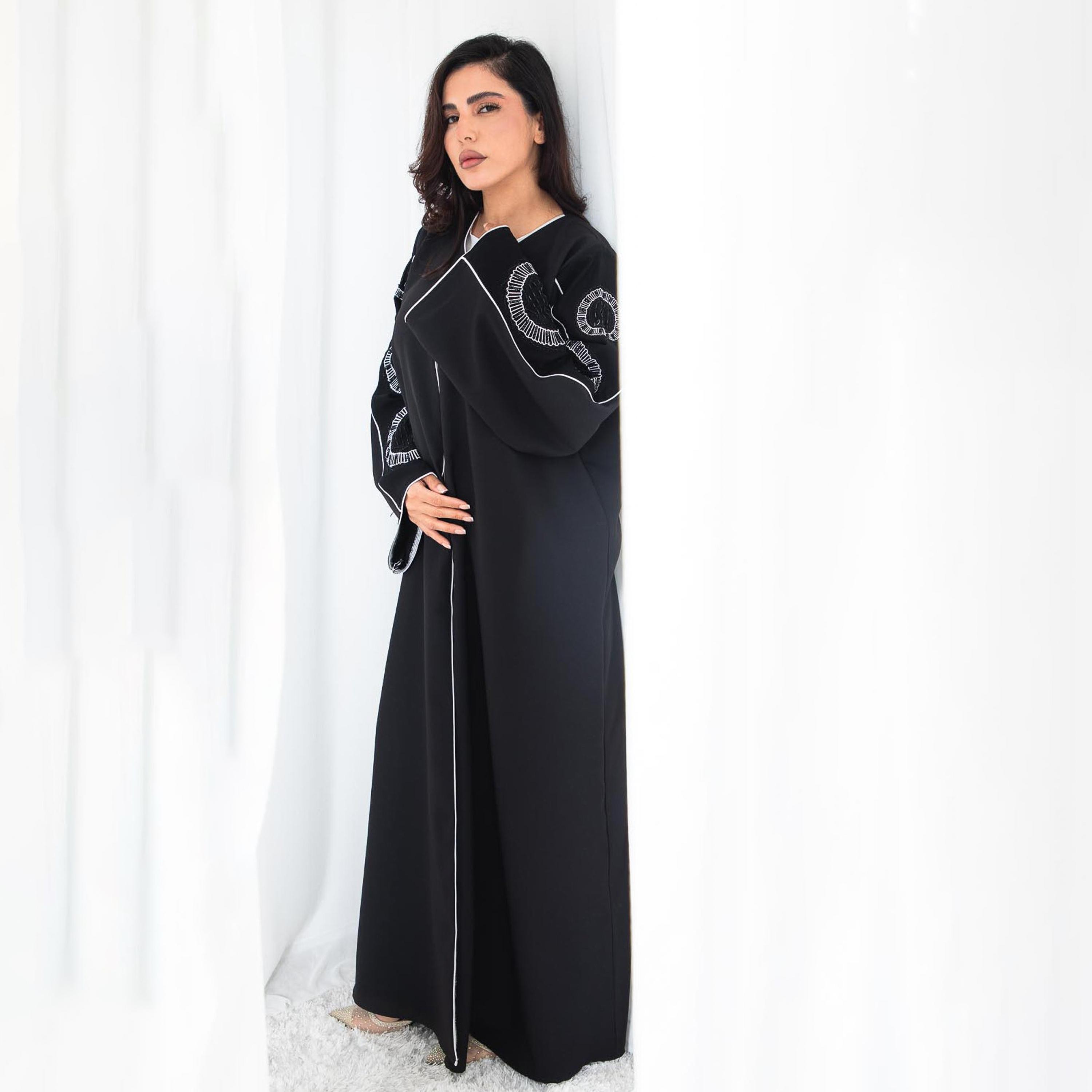 Msquare Fashion Thread Work Embroidered Women's Abaya with Hijab-women-arabicclothing-abayas-image-3