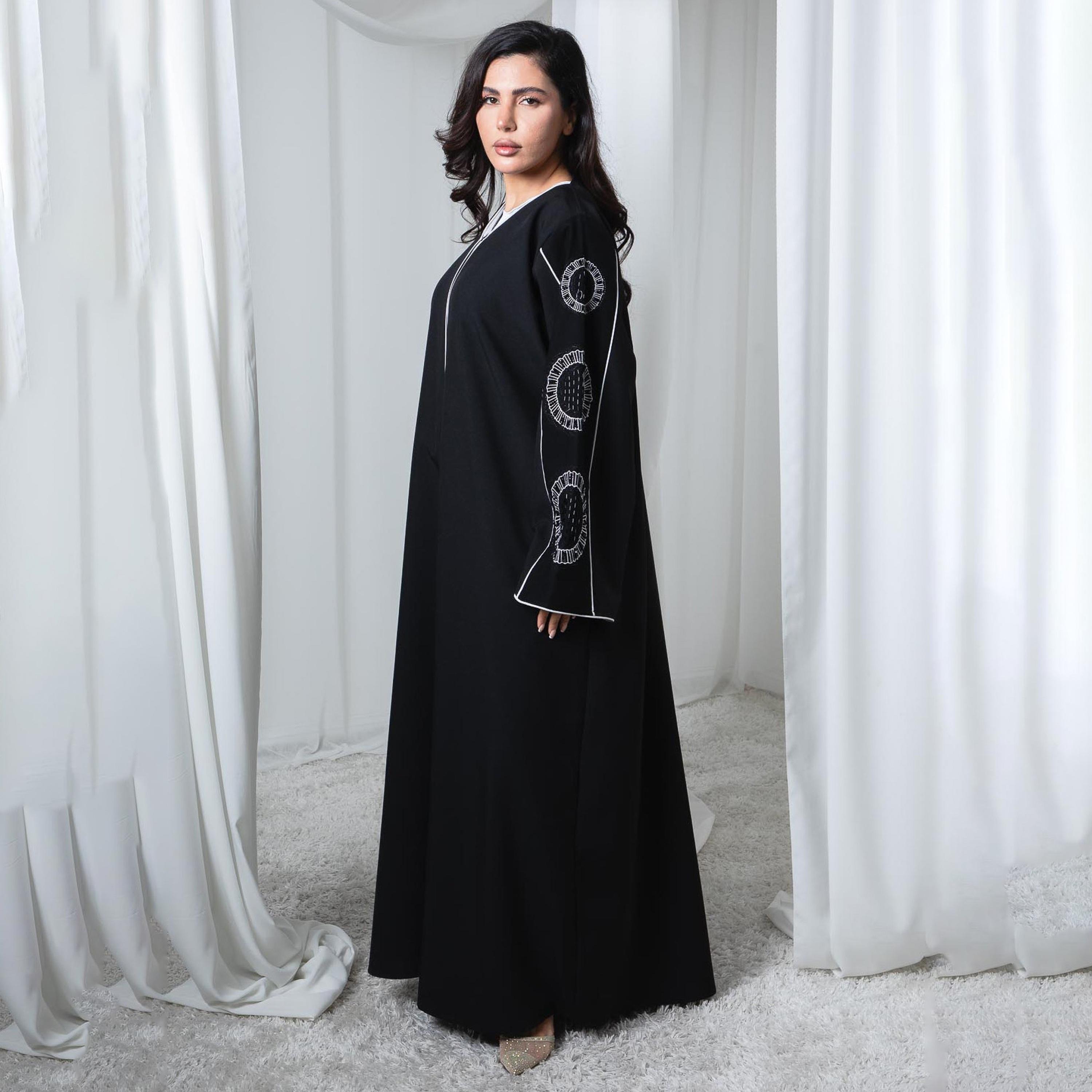 Msquare Fashion Thread Work Embroidered Women's Abaya with Hijab-women-arabicclothing-abayas-image-4