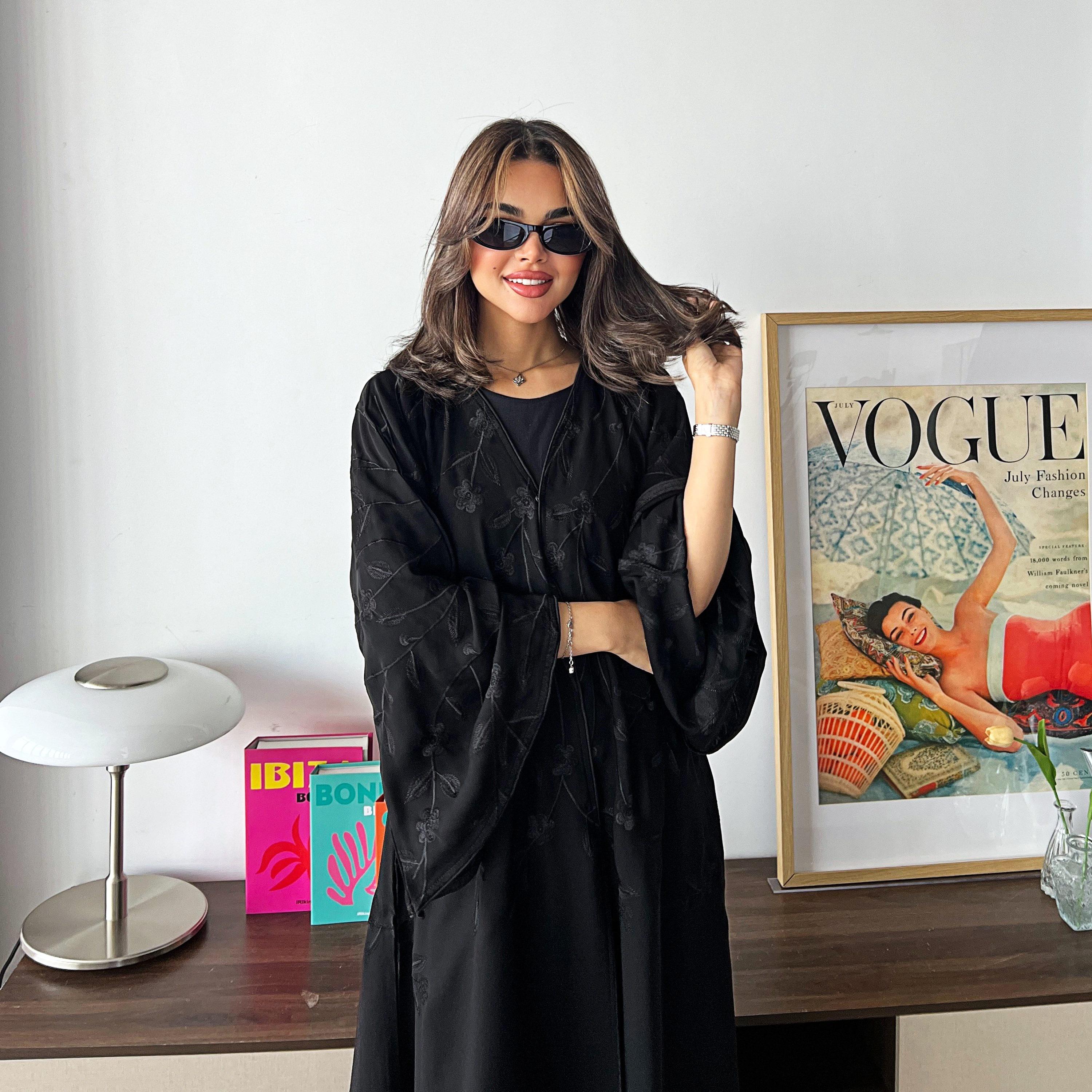 Lusin Abaya Black Flared Sleeves Floral Embroidered Crepe Women's Abaya with Hijab-women-arabicclothing-abayas-image-3