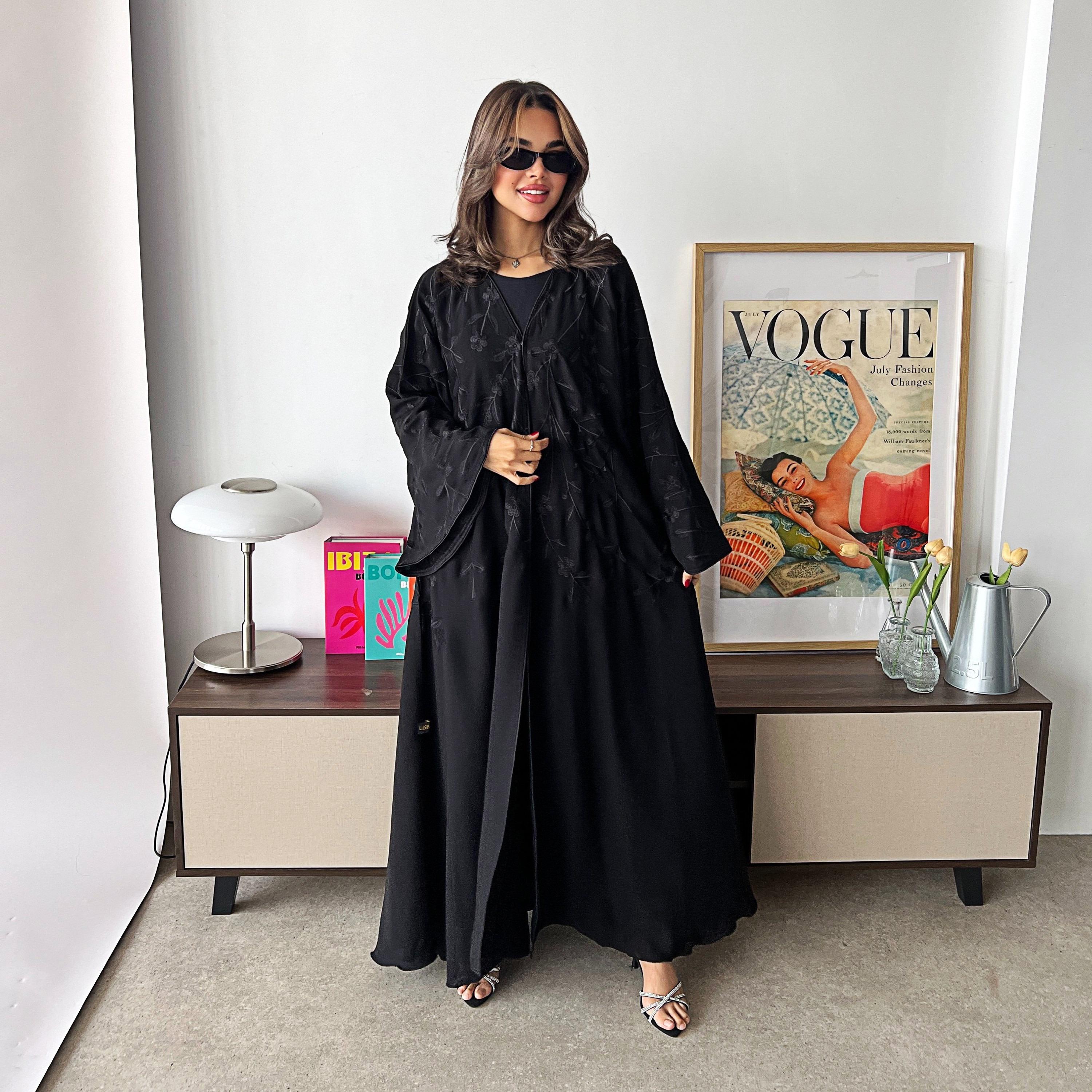 Lusin Abaya Black Flared Sleeves Floral Embroidered Crepe Women's Abaya with Hijab-women-arabicclothing-abayas-image-8