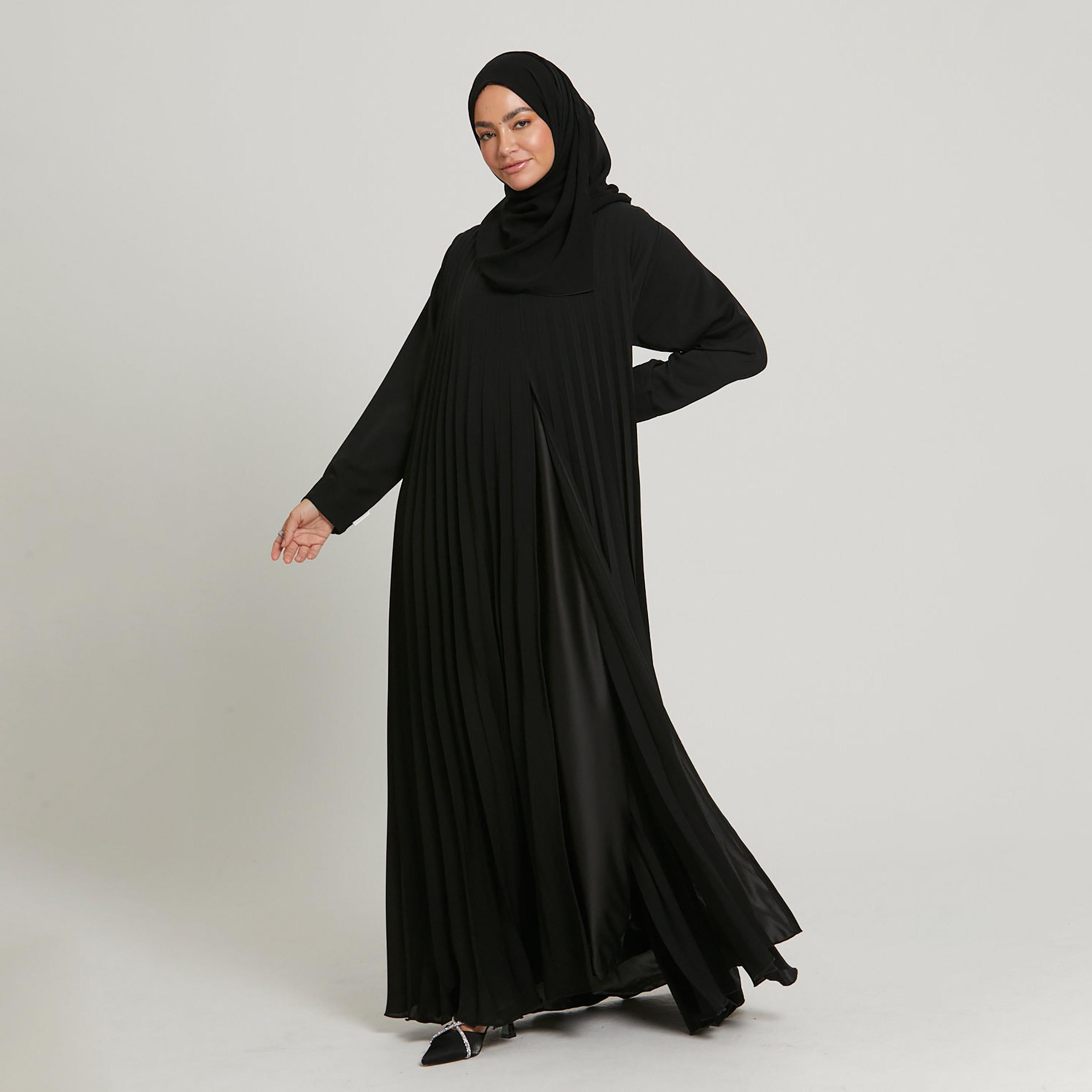عباية نسائية مطوية بأكمام كفة مع حجاب من نخبه باللون الاسود-women-arabicclothing-abayas-image-2