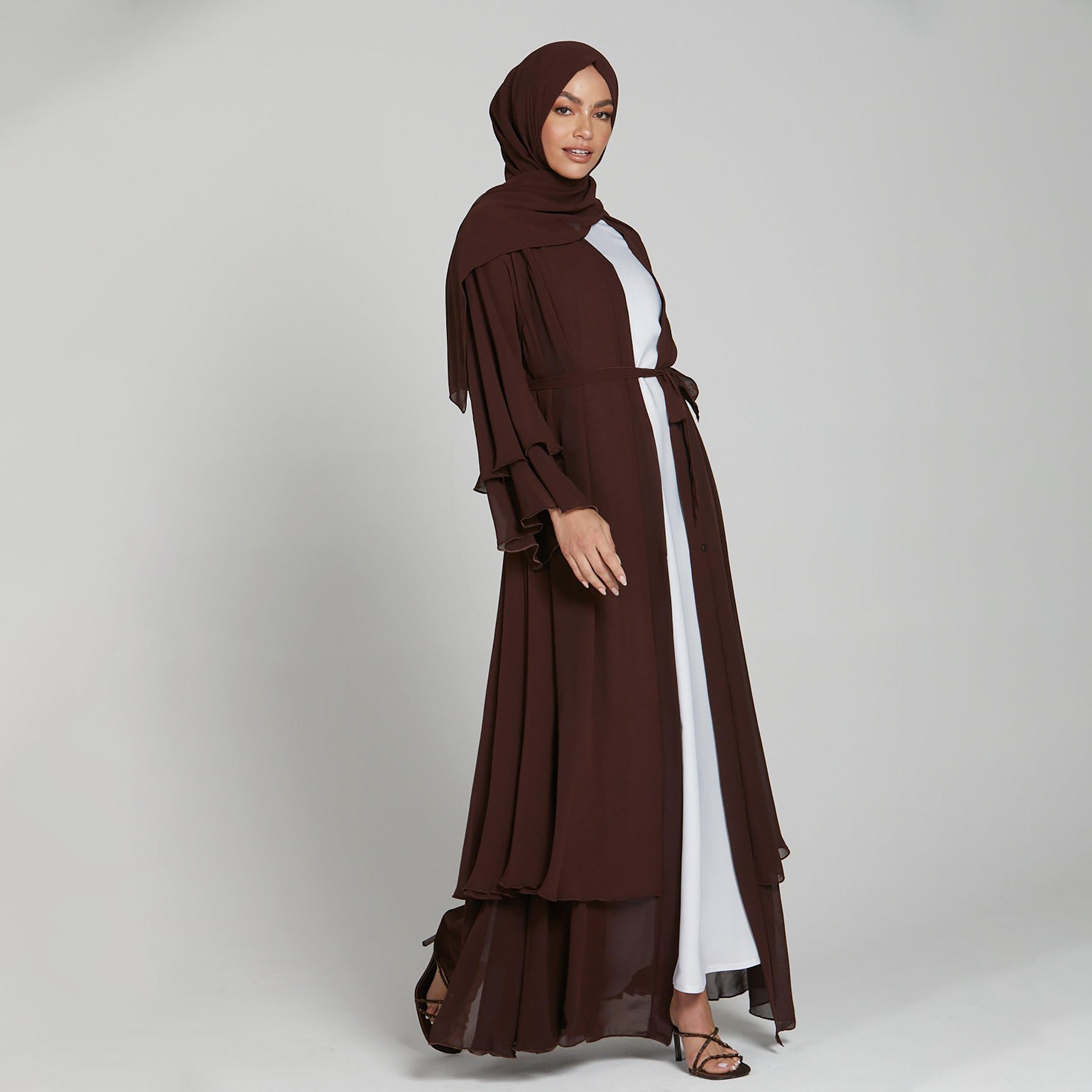 عباية نسائية بأكمام واسعة ذات طبقات بلون بني مع حجاب من نخبه-women-arabicclothing-abayas-image-4