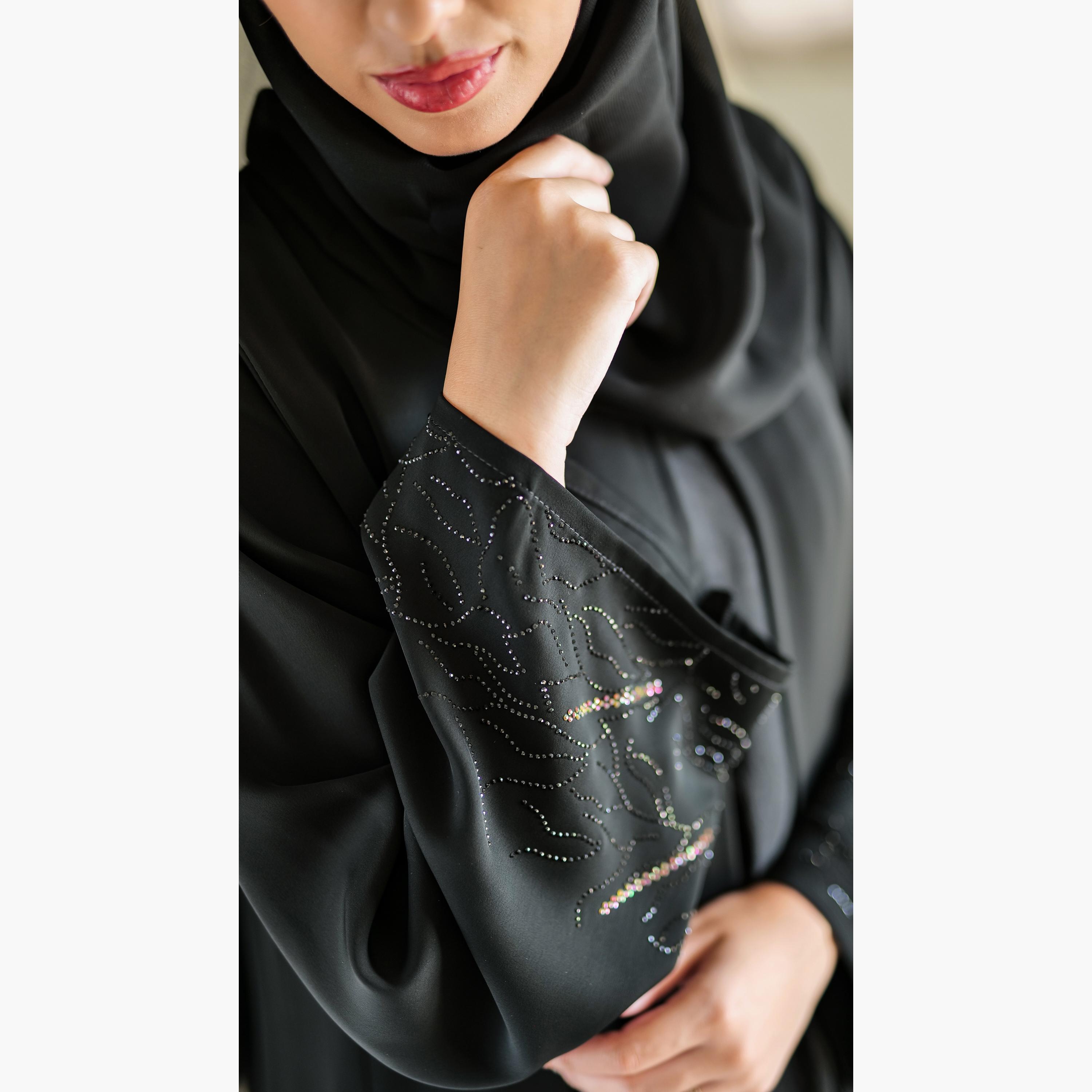 Nukhbaa Embellished Detailed Abaya with Hijab-women-arabicclothing-abayas-image-3