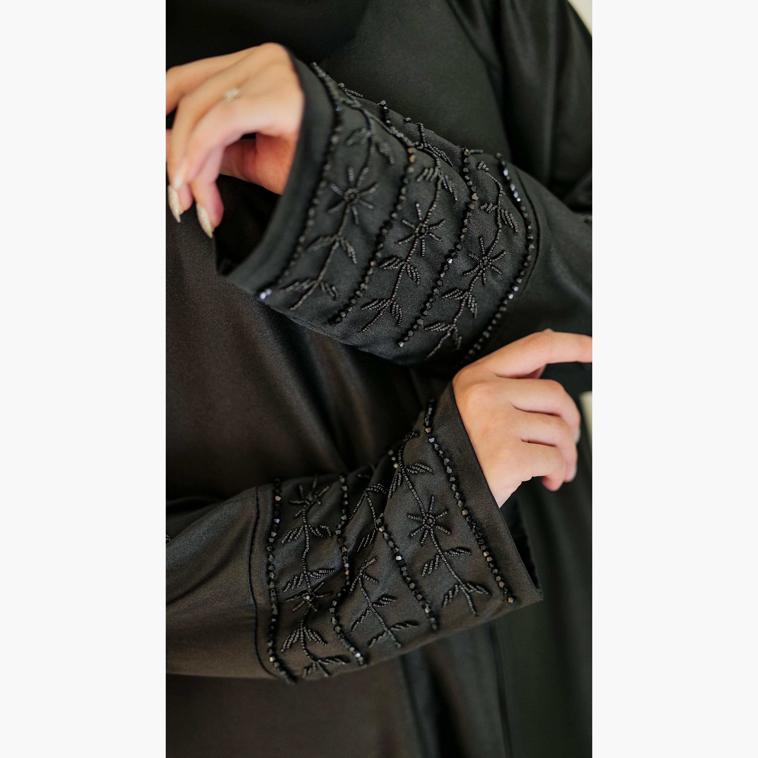 نخبه عباية سادة مطرزة وأكمام مزينة بالكريستال مع الحجاب-women-arabicclothing-abayas-image-2