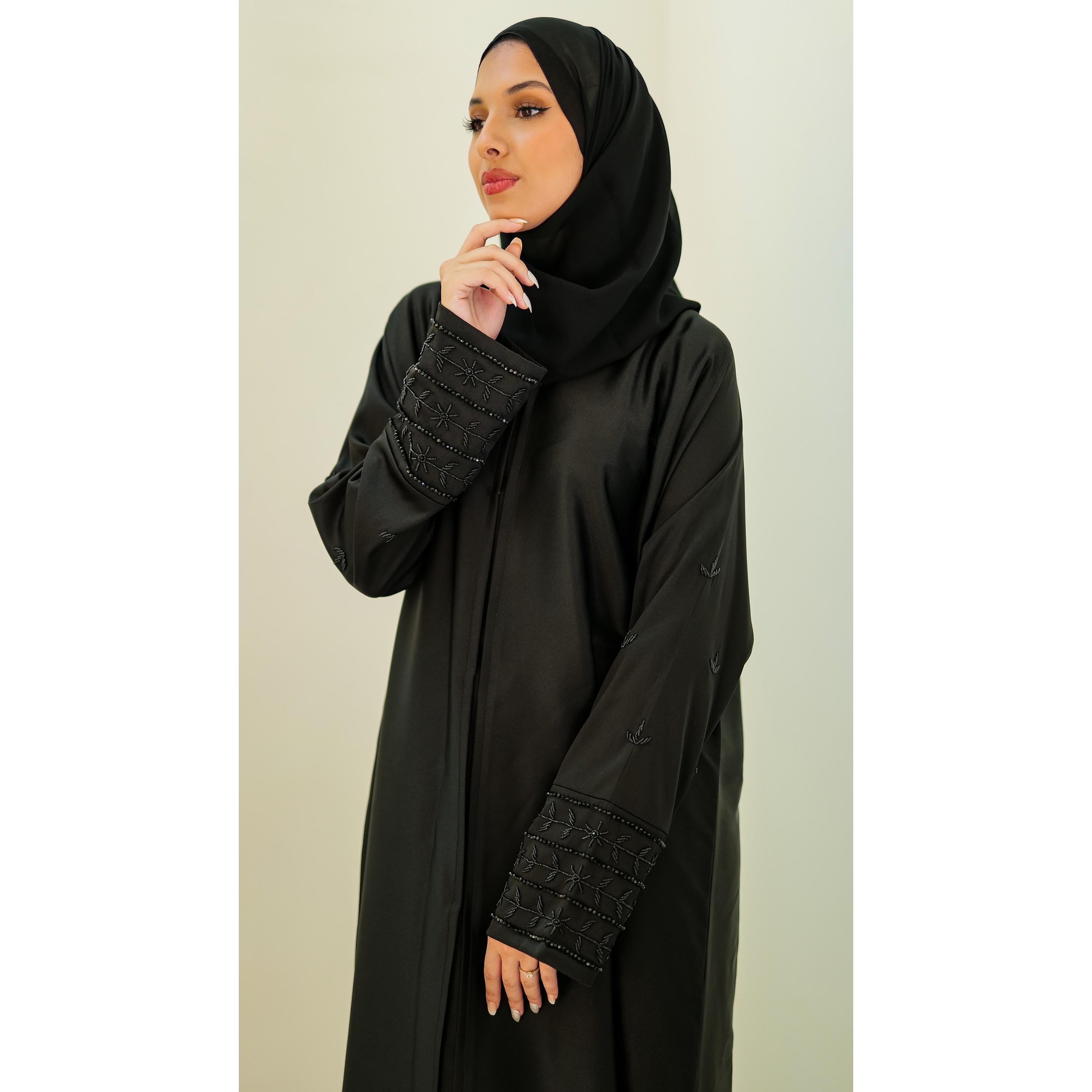 نخبه عباية سادة مطرزة وأكمام مزينة بالكريستال مع الحجاب-women-arabicclothing-abayas-image-4