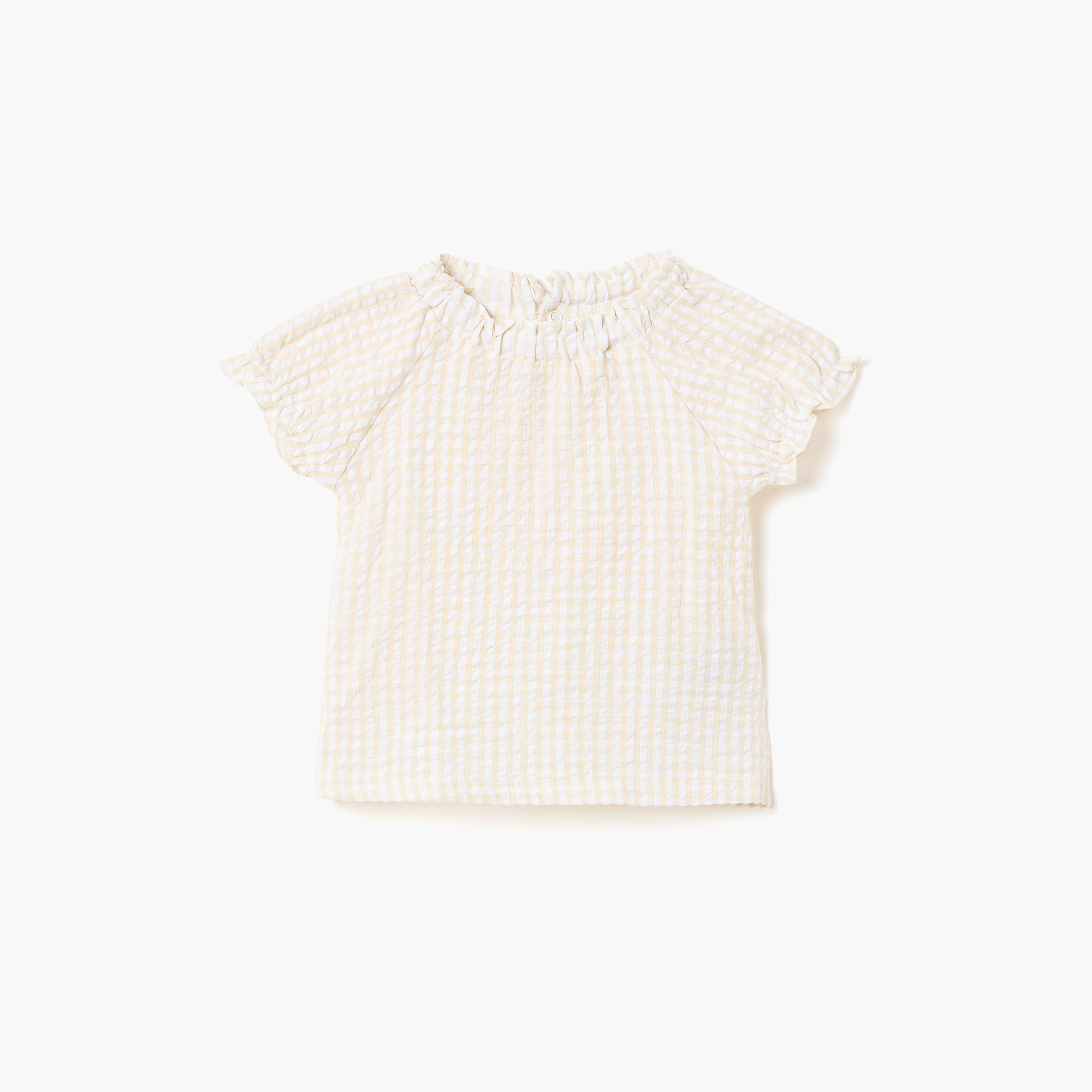 طقم بلوزة محبوك بتصميم "وافل" وتفاصيل كشكشة مع شورت من ديركجي-baby-girls-clothing-setsandcoords-image-5