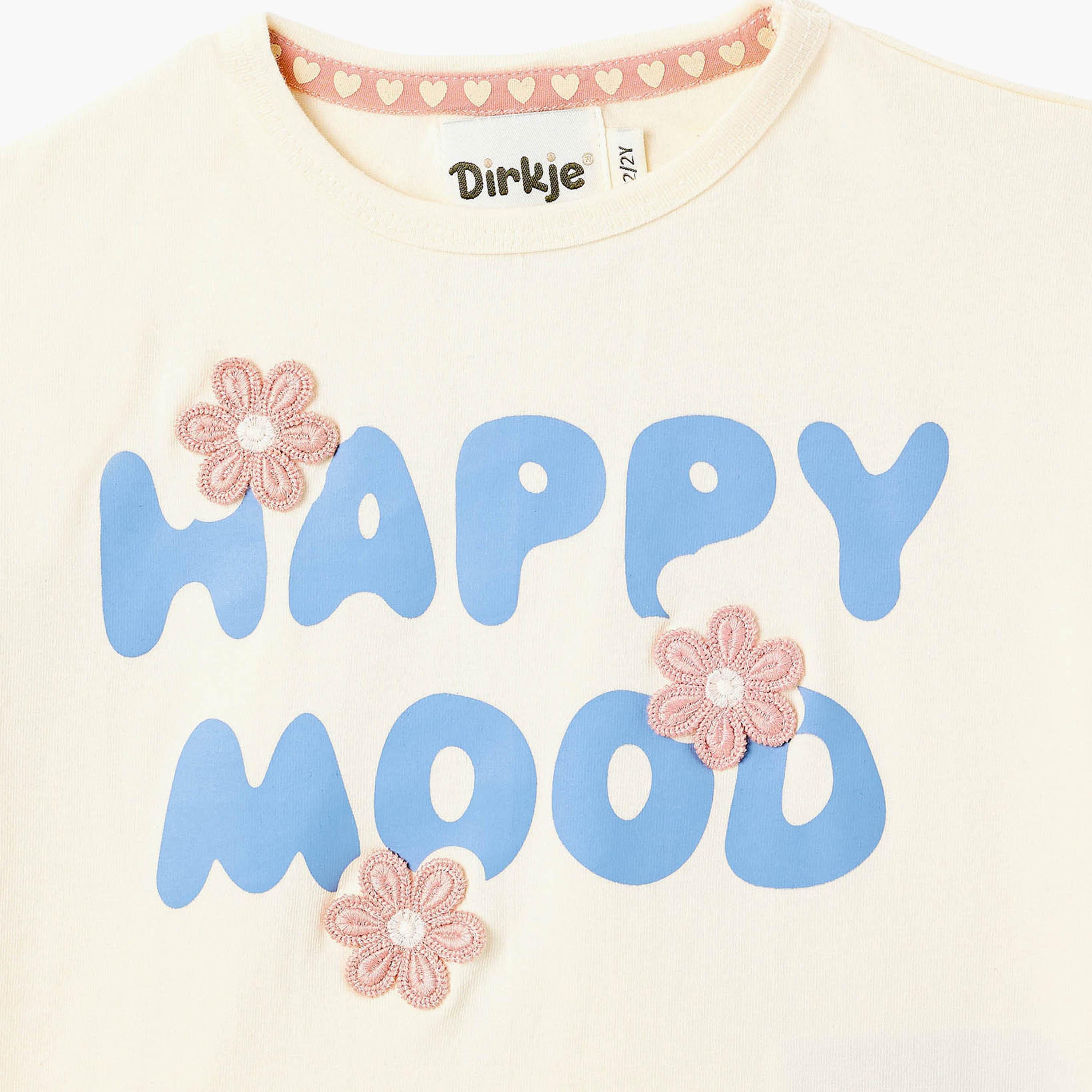 طقم بلوزة "Happy Mood" بتفاصيل كشكشة وطبعة دعسوقة مع شورت من ديركجي-girls-clothing-setsandcoords-image-2