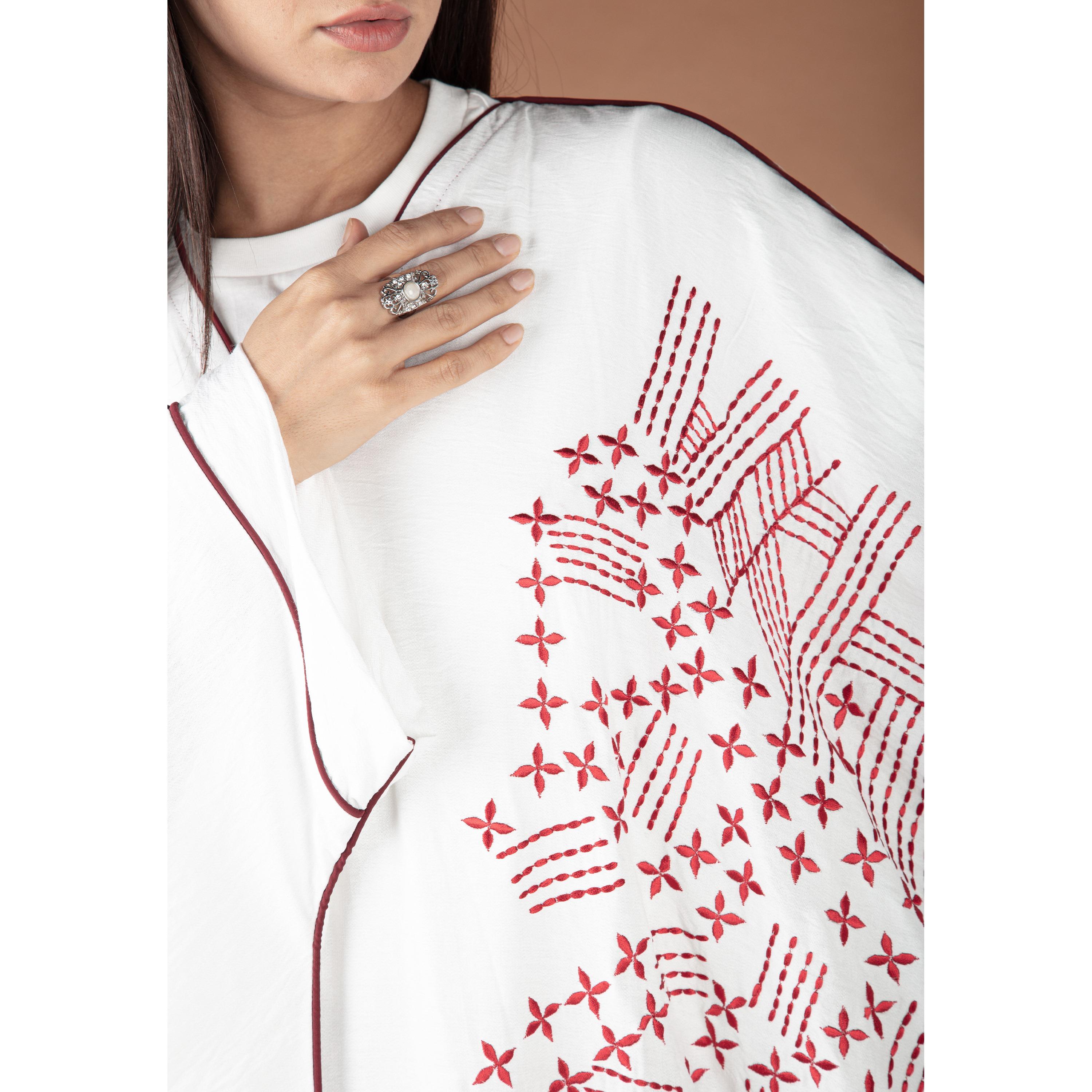 Nukhbaa Embroidered Detailed Abaya with Hijab-women-arabicclothing-abayas-image-2