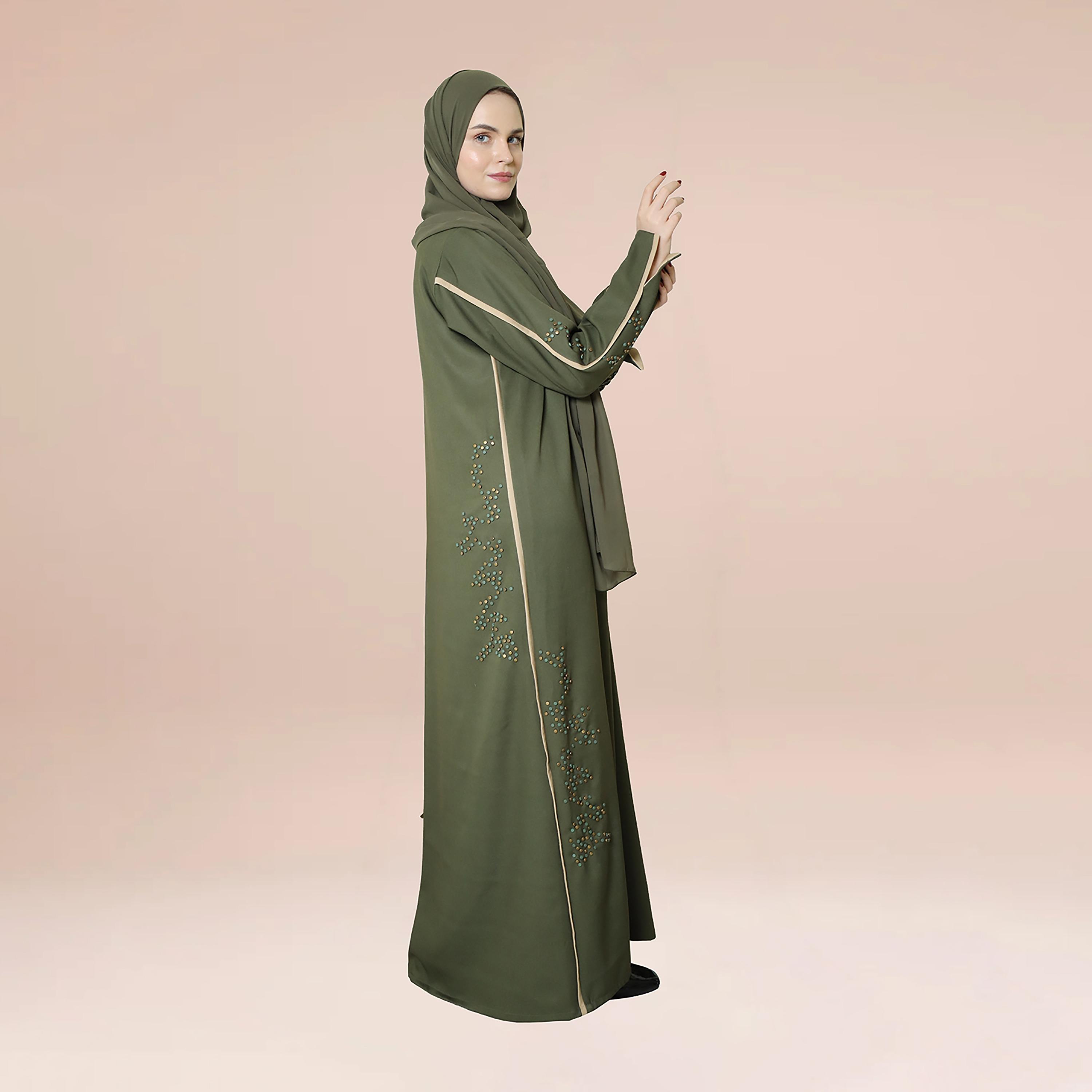 نخبه عباية بتفاصيل معدنية مع حجاب-women-arabicclothing-abayas-image-3