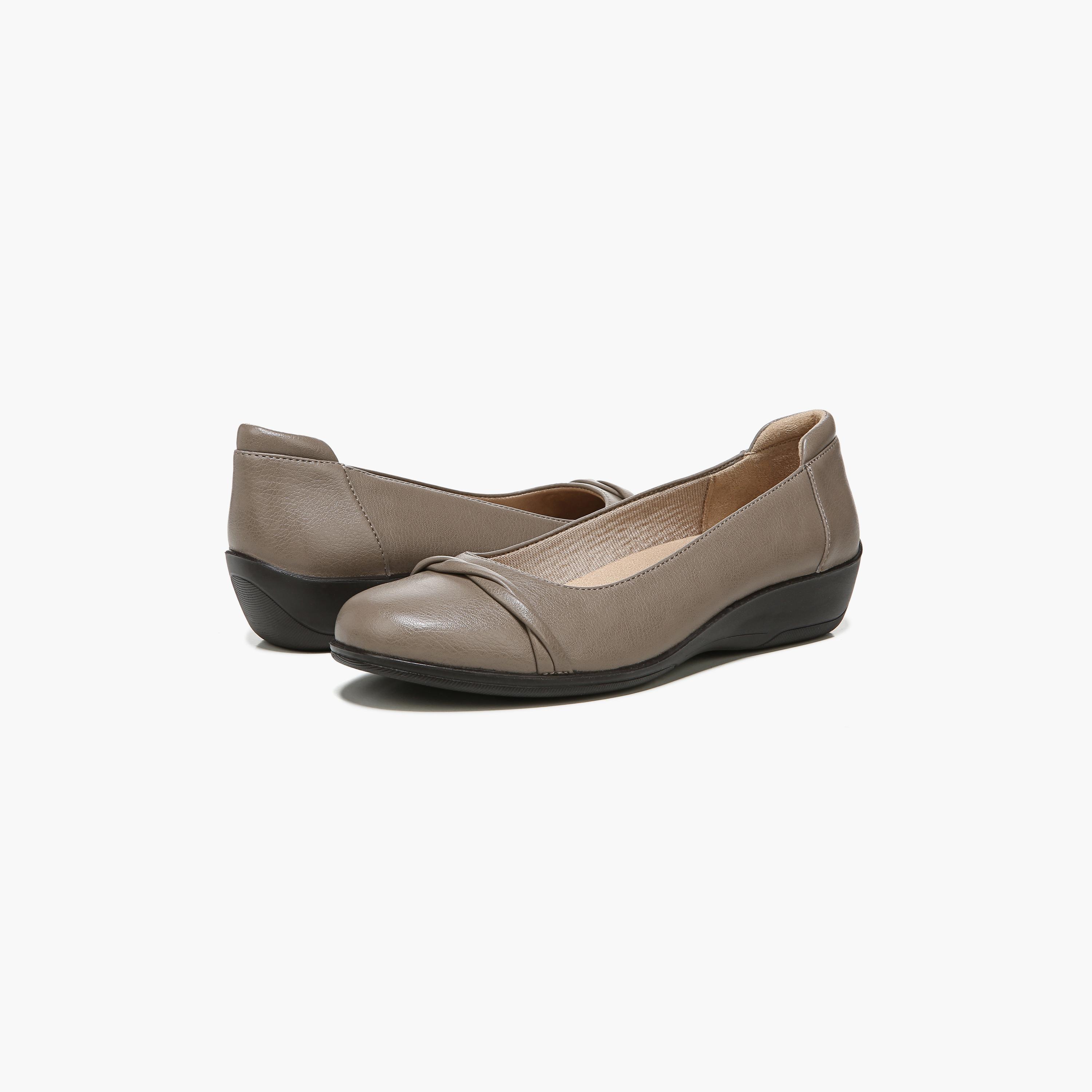 Naturalizer Women's Wedges NAIMPACT-women-shoes-heels-image-12