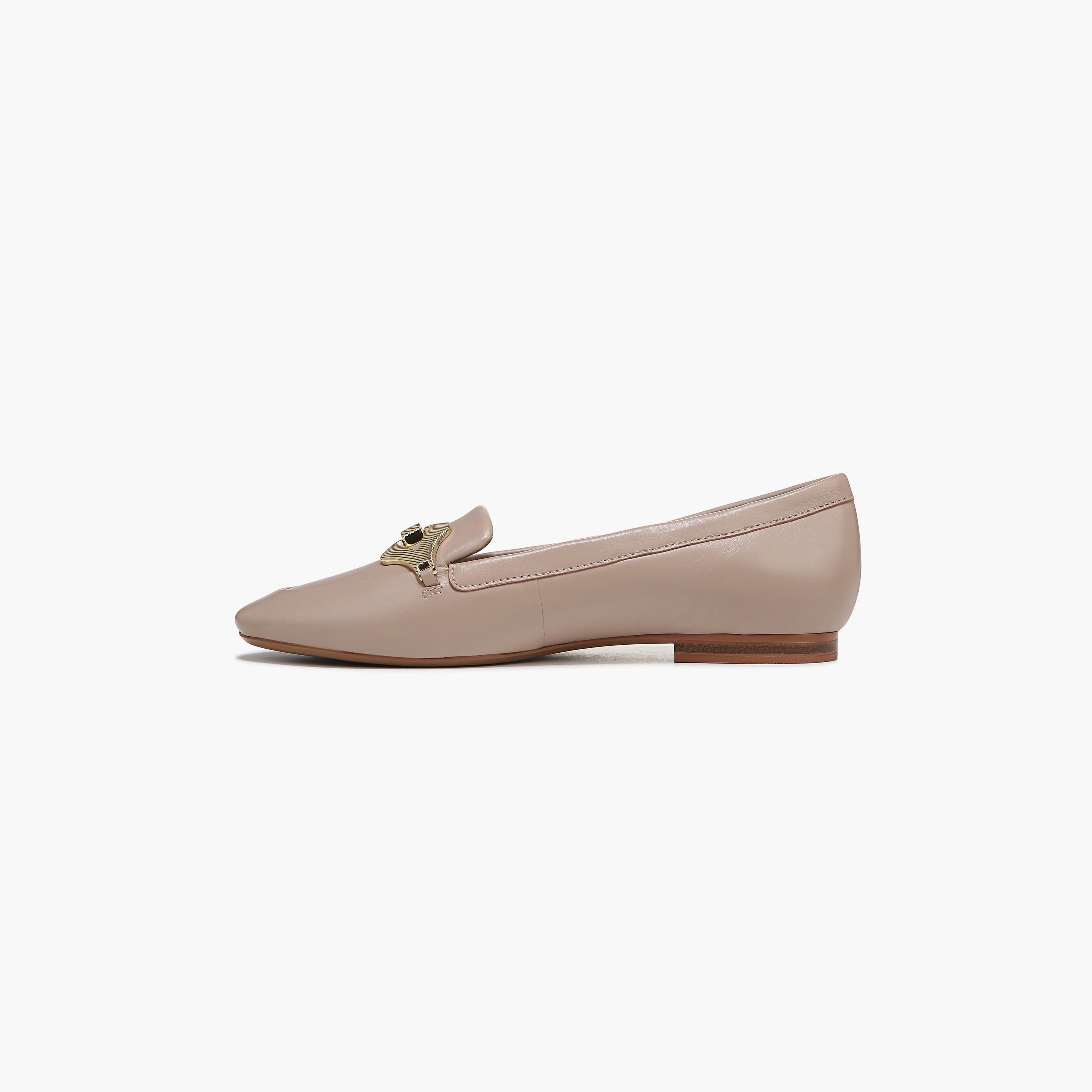 Naturalizer Women's Loafers with Decorative Vamp NALEALA-women-shoes-loafersandmoccasins-image-6