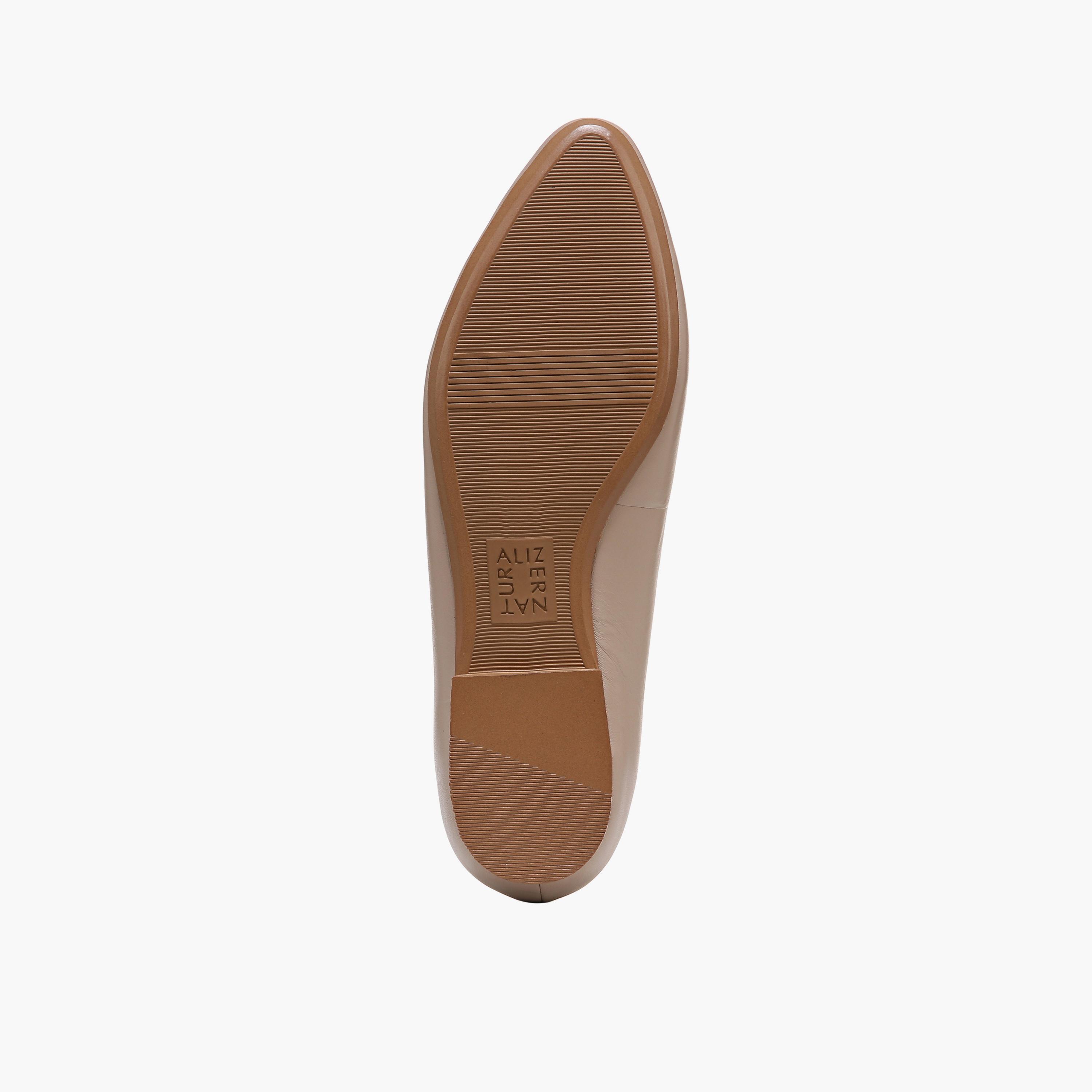 Naturalizer Women's Loafers with Decorative Vamp NALEALA-women-shoes-loafersandmoccasins-image-9