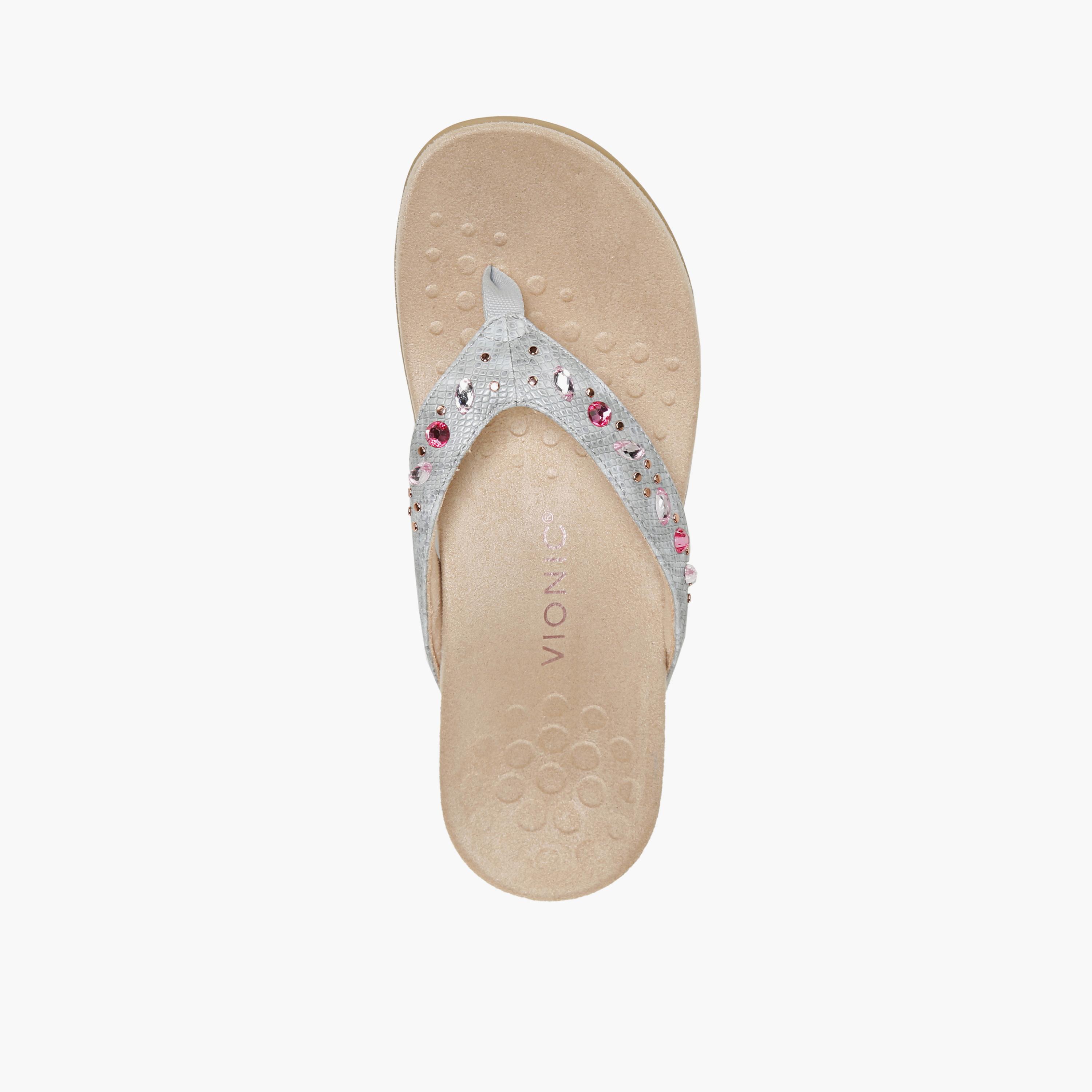 صندل نسائي من Naturalizer بتفاصيل مزخرفة NALUCIA-women-shoes-sandals-flats-image-8