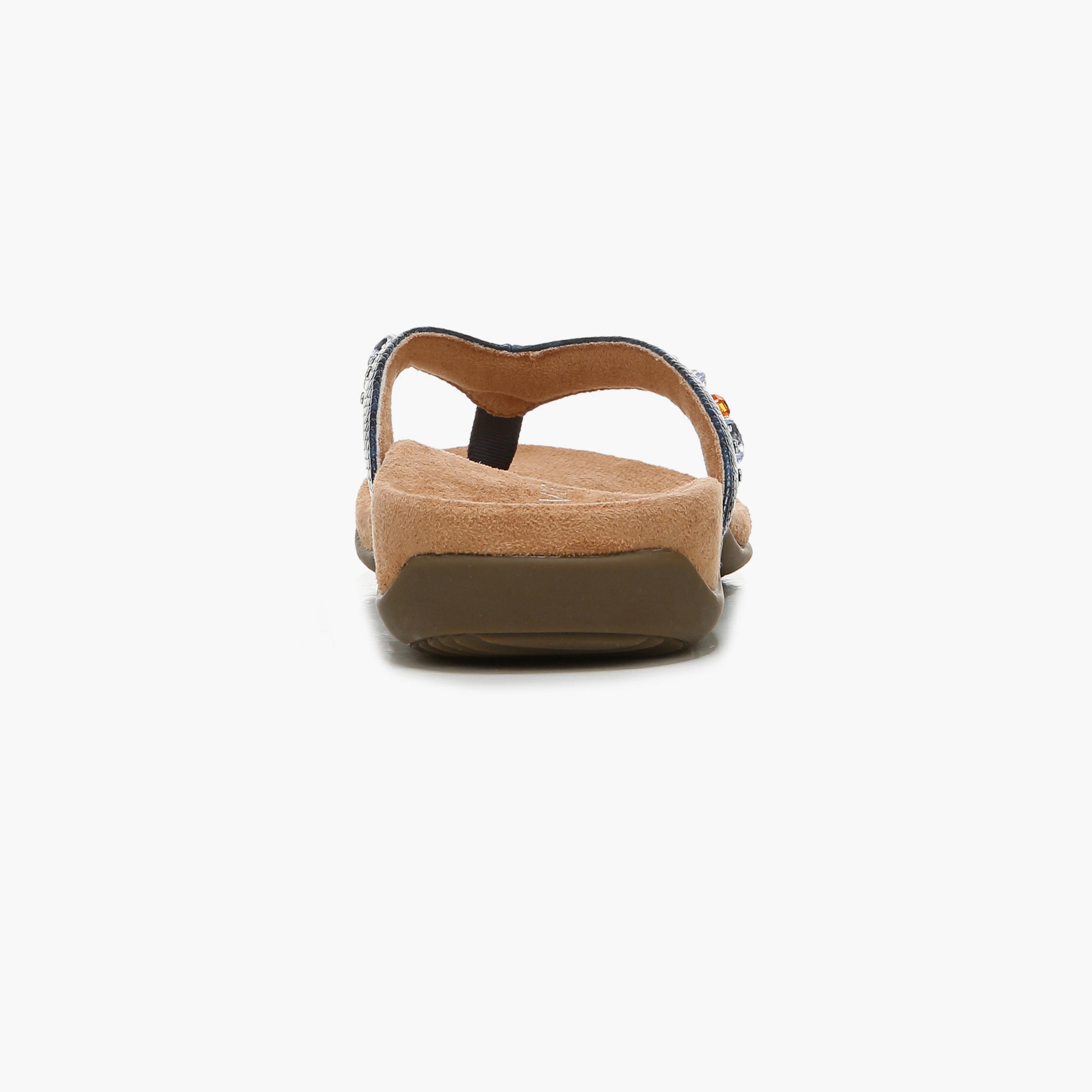 صندل نسائي من Naturalizer بتفاصيل مزخرفة NALUCIA-women-shoes-sandals-flats-image-17