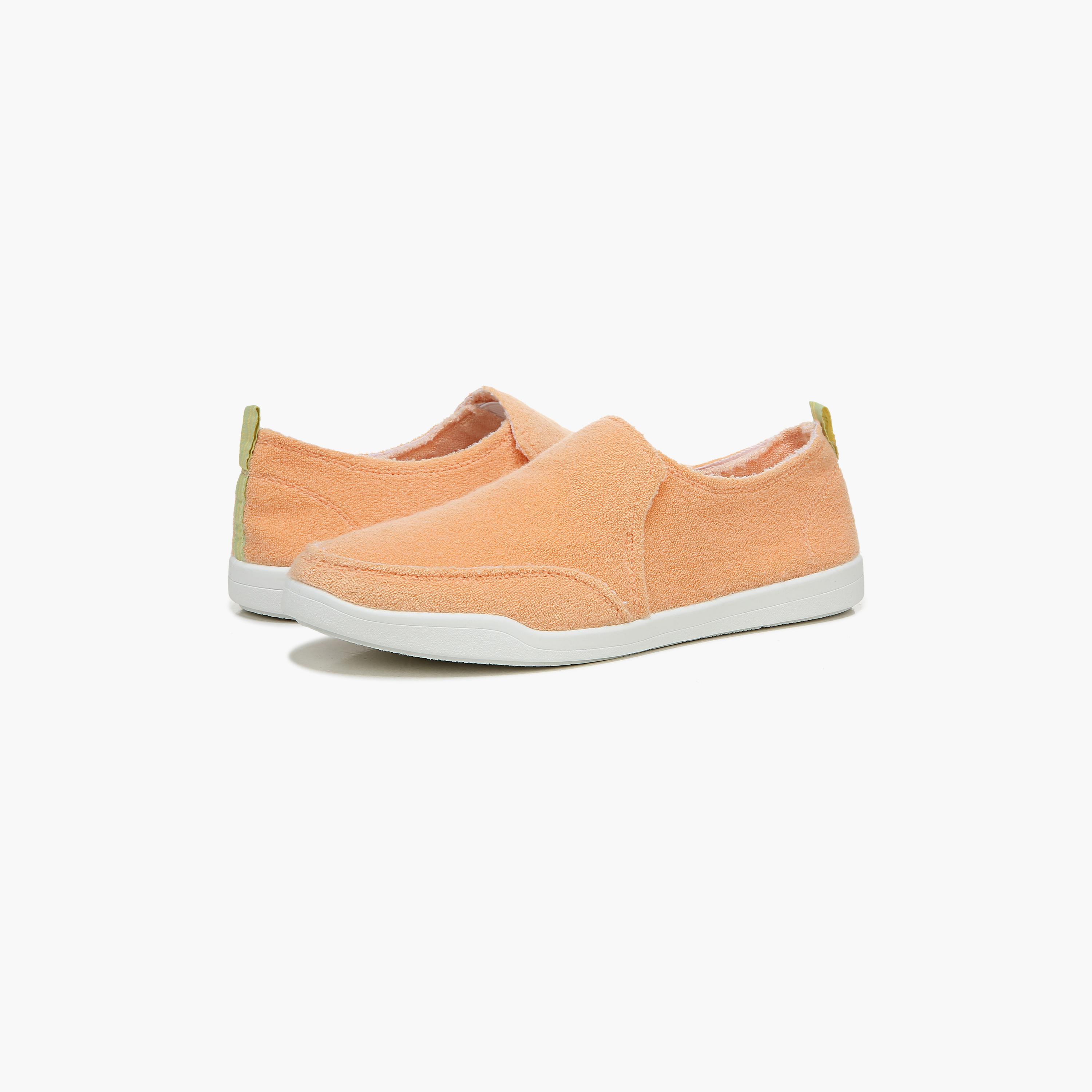حذاء رياضي نسائي من Naturalizer سهل الارتداء عند الكاحل من NAMALIBUU-women-shoes-sneakers-image-2