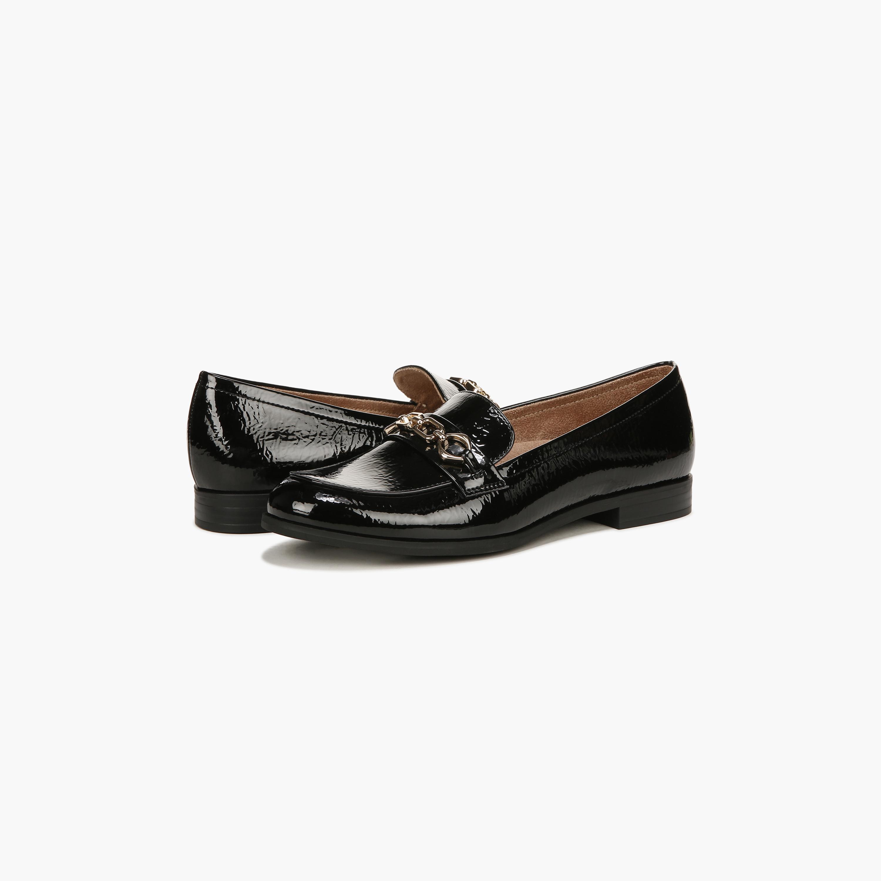 حذاء بدون كعب نسائي من Naturalizer بكعب عريض مع مقدمة مزخرفة NAMARIANA-women-shoes-loafersandmoccasins-image-2
