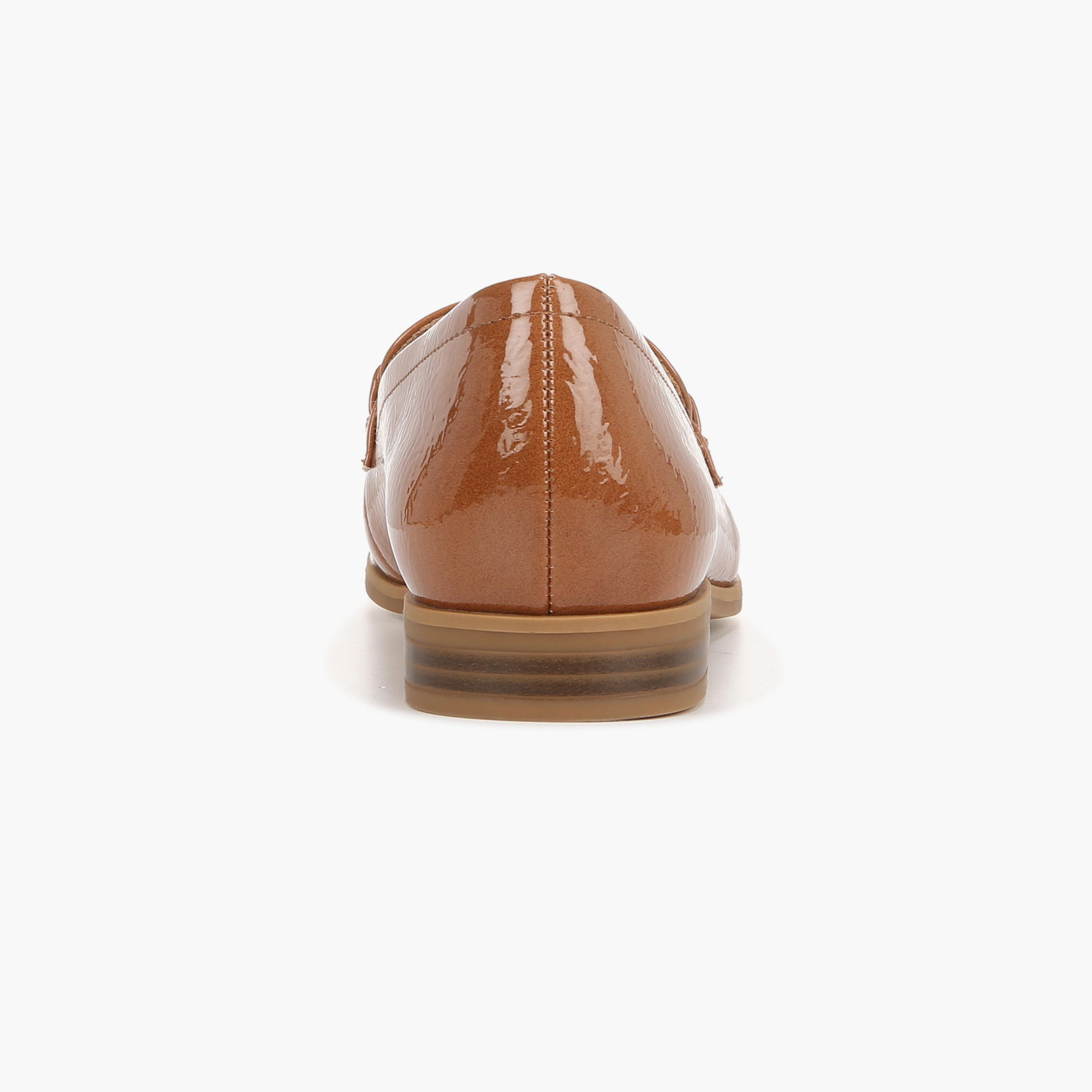 حذاء بدون كعب نسائي من Naturalizer بكعب عريض مع مقدمة مزخرفة NAMARIANA-women-shoes-loafersandmoccasins-image-17