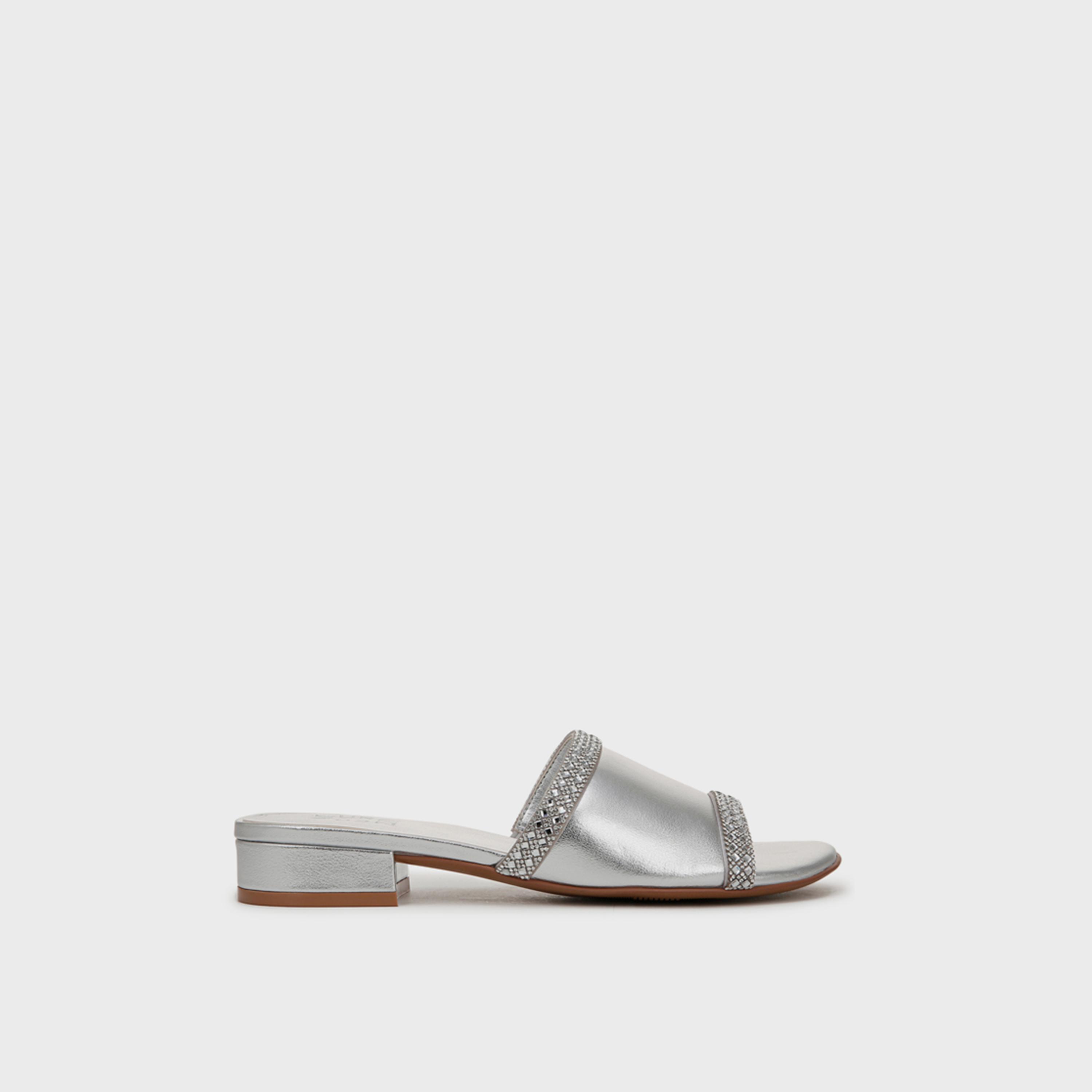 ناتشيولايزر -   صندل للنساء  سهل الارتداء | NAMINA-women-shoes-sandals-heeled-image-13