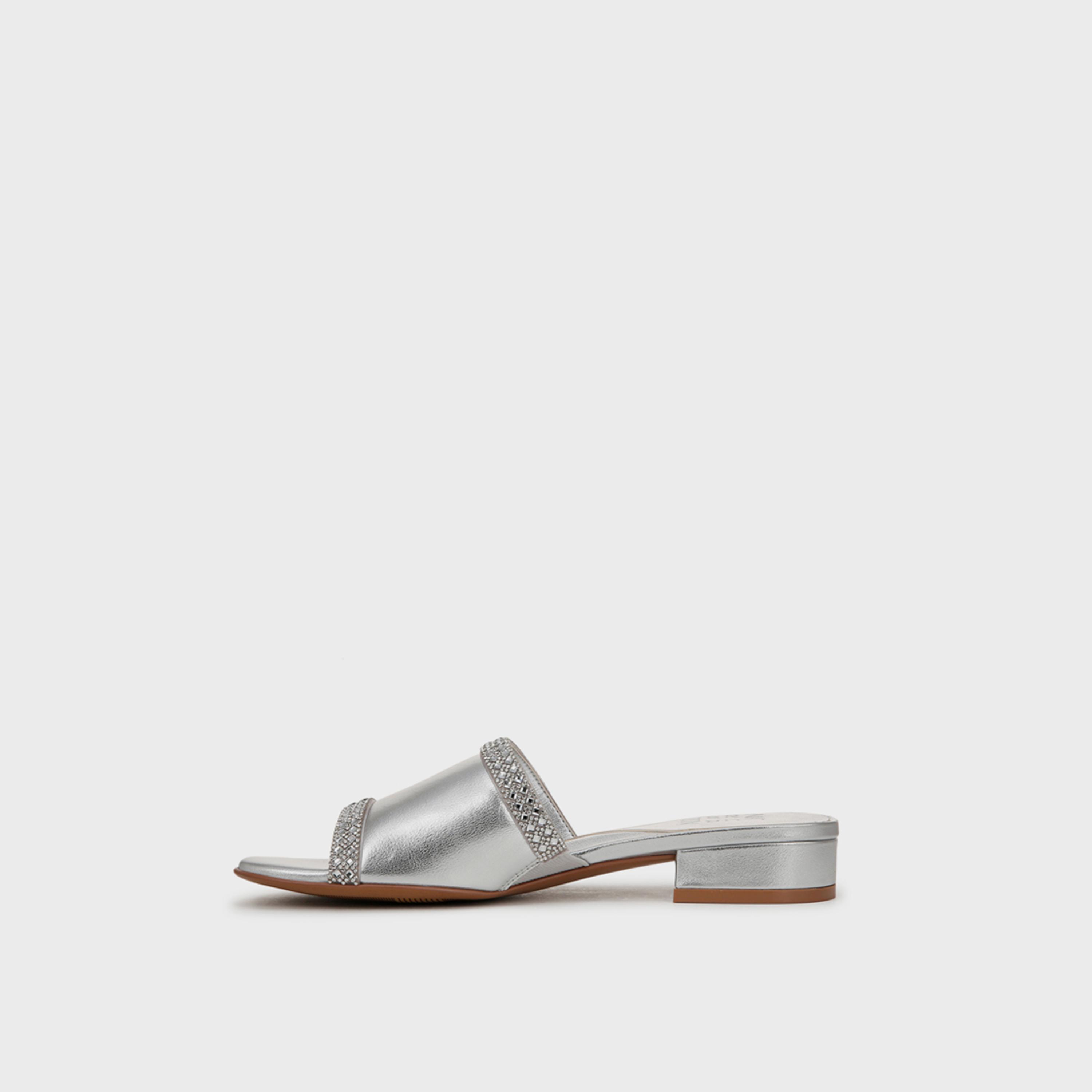 ناتشيولايزر -   صندل للنساء  سهل الارتداء | NAMINA-women-shoes-sandals-heeled-image-15