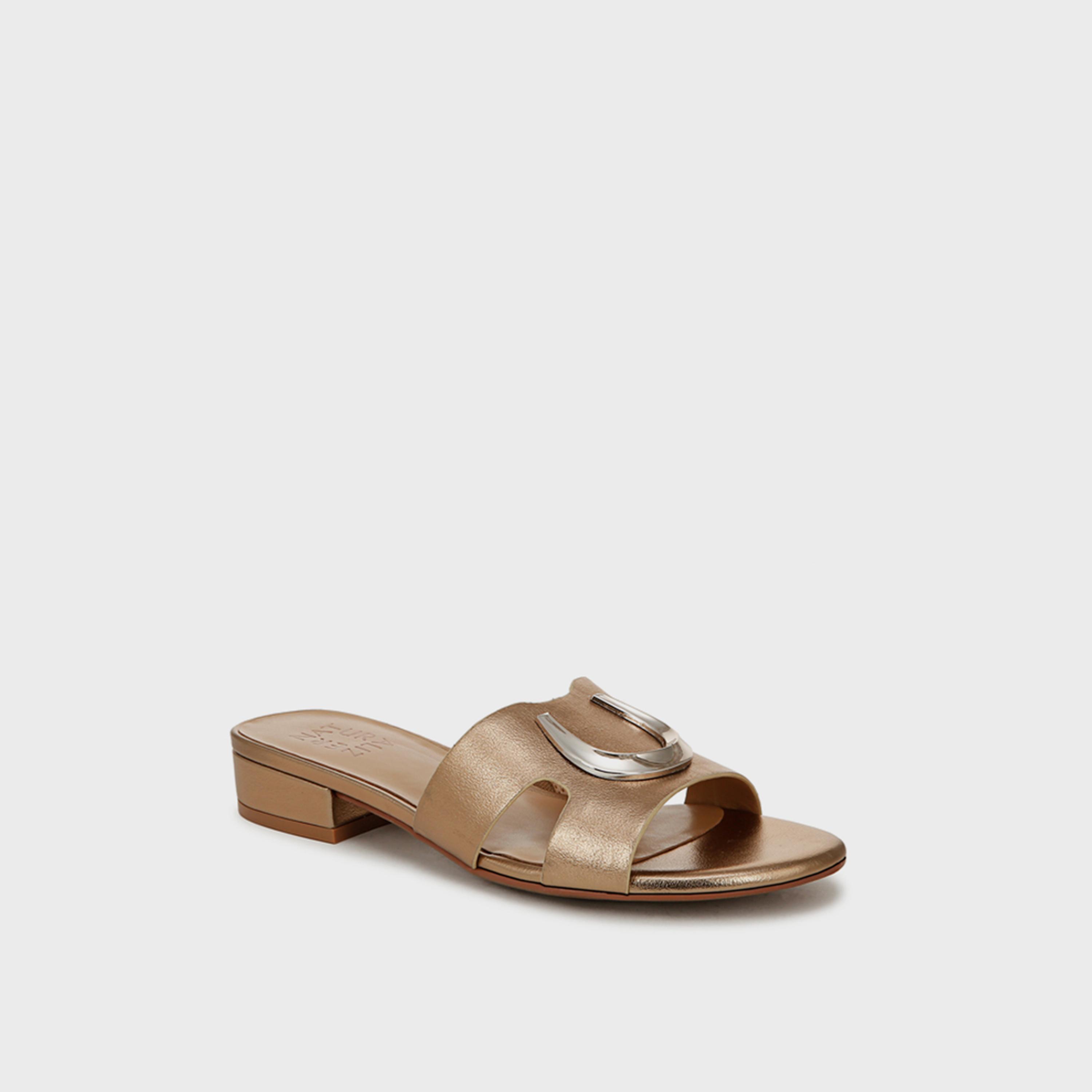 Naturalizer slip on sandals on sale