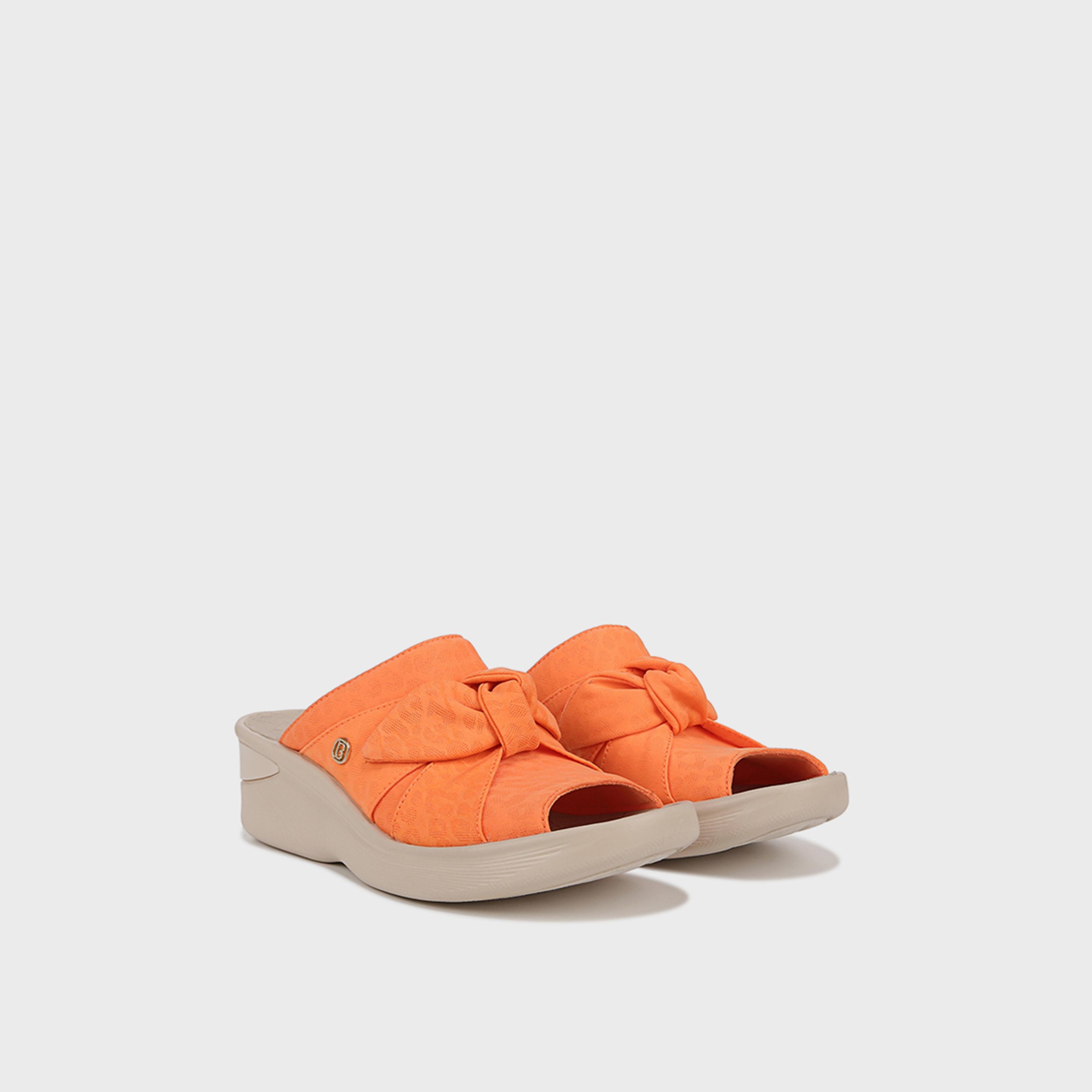صندل نسائي من Naturalizer بكعب عريض مع تصميم علوي بعقدة NASMILE-women-shoes-sandals-flats-image-21