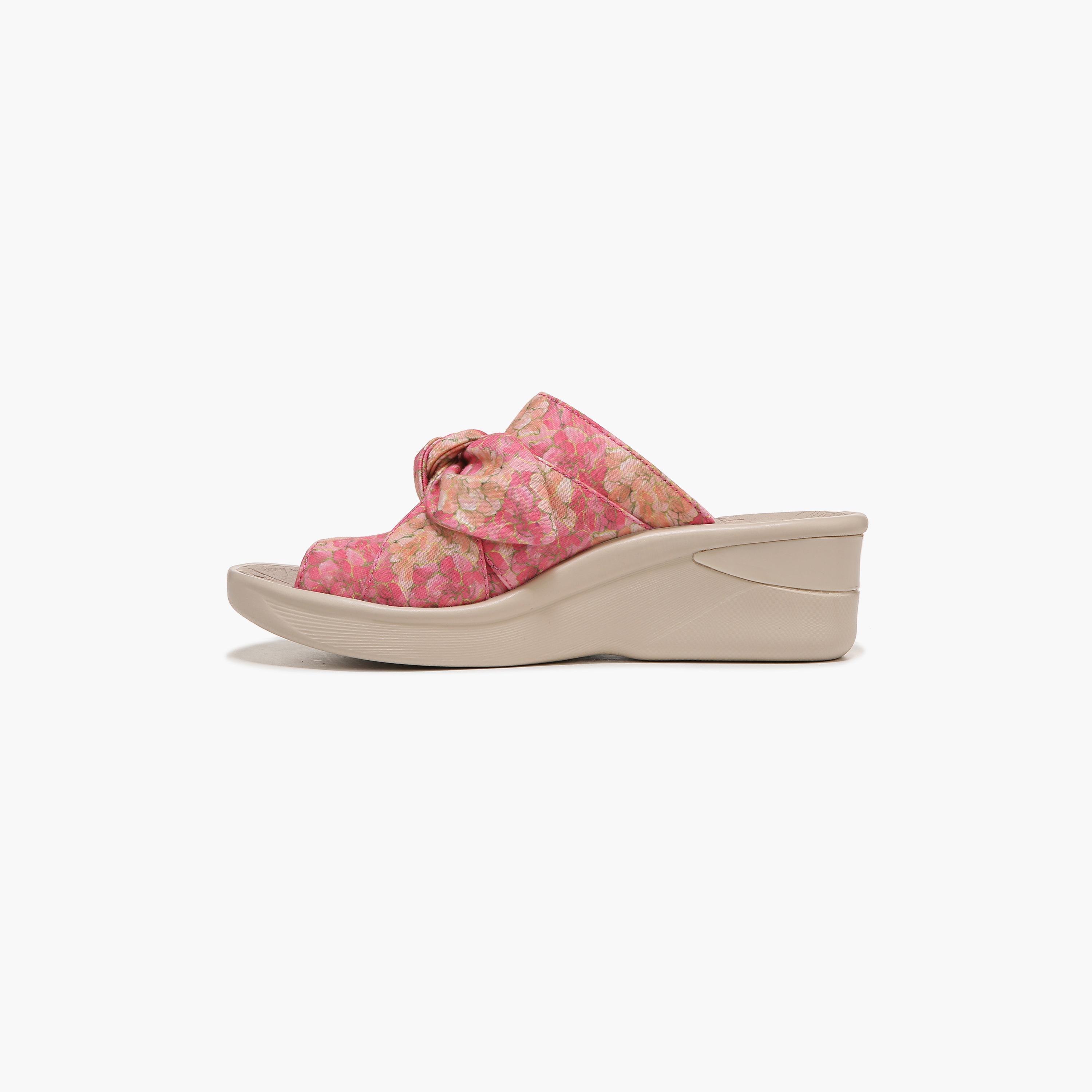 صندل نسائي من Naturalizer بكعب عريض مع تصميم علوي بعقدة NASMILE-women-shoes-sandals-flats-image-15