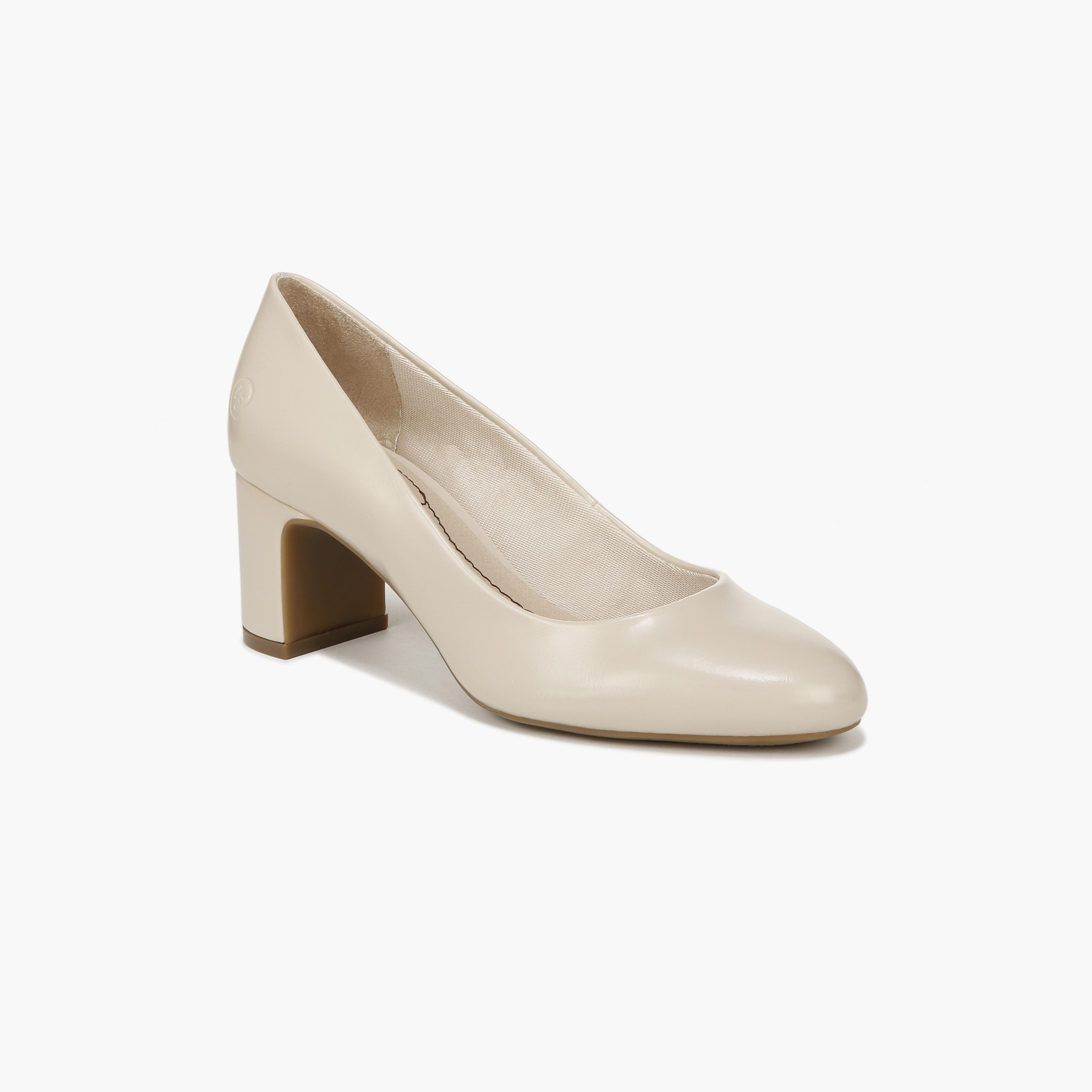 Naturalizer white pumps online