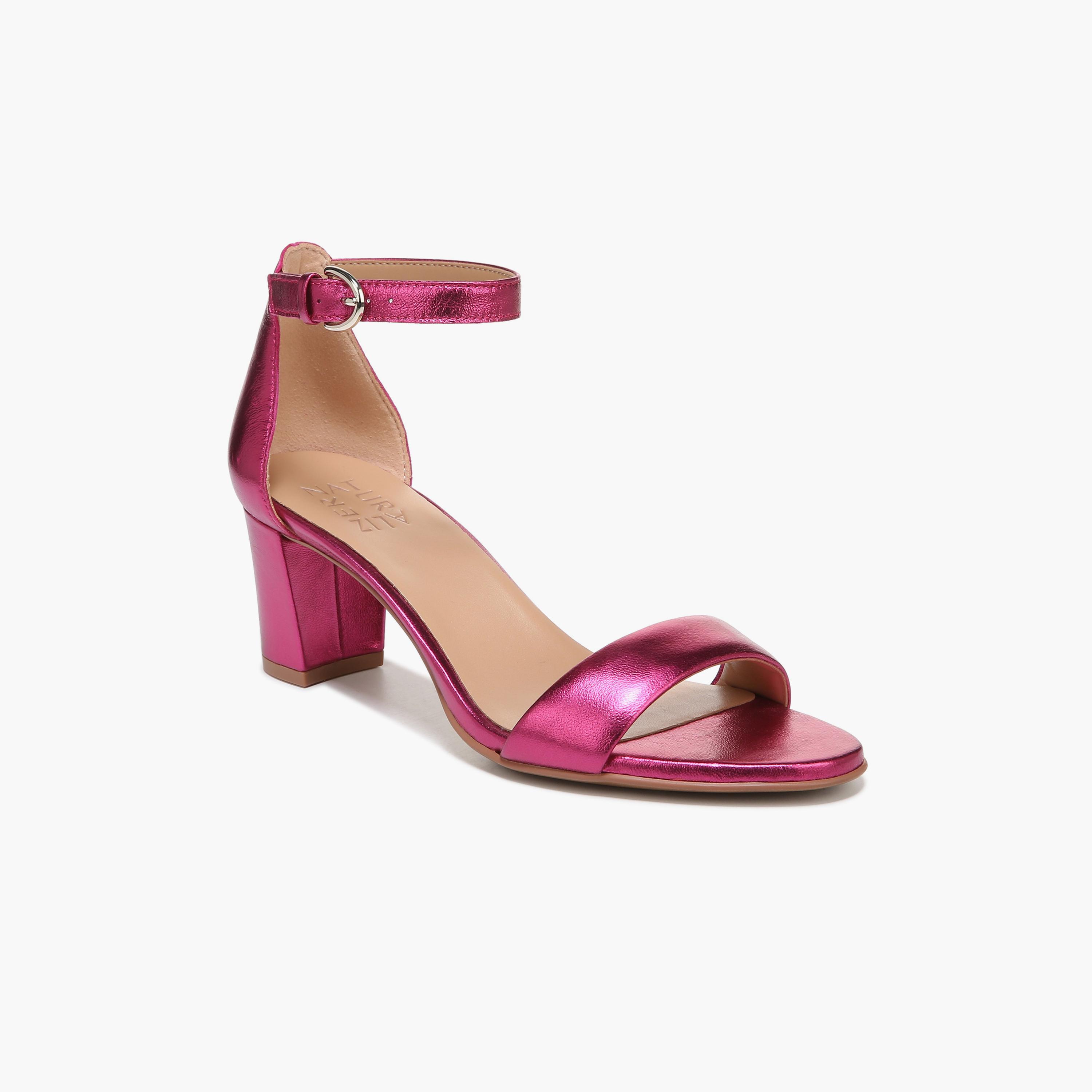 Buy Women s Naturalizer Women s Block Heel Strap Sandals with Metallic Accent NAVERA Online Centrepoint UAE