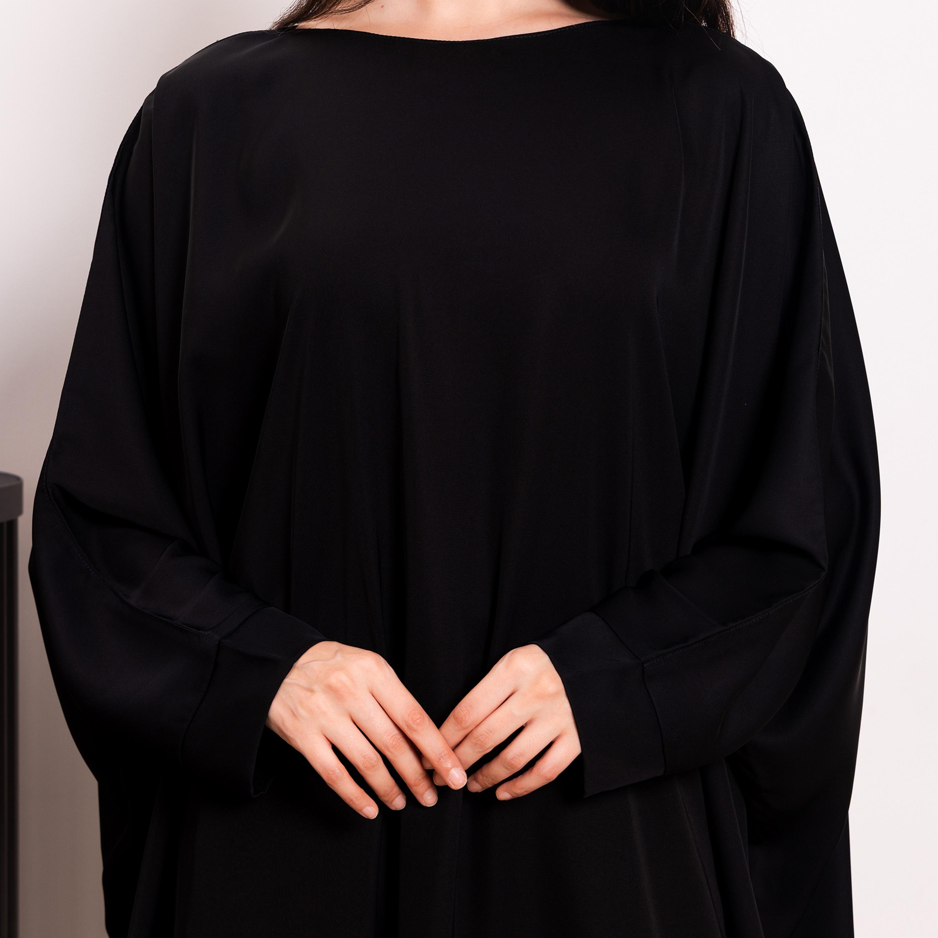 عباية نسائية سوداء، بأكمام فراشة وقصة بحرينية من نيكياس-women-arabicclothing-abayas-image-3