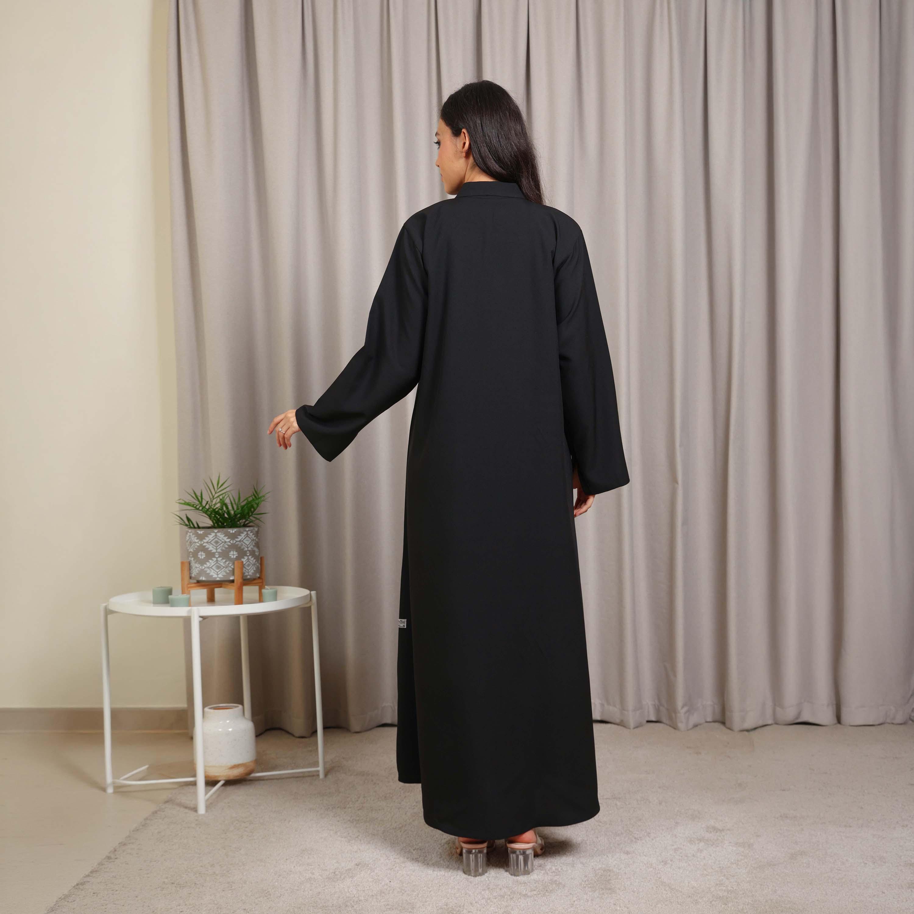 عباية نيكياس سوداء من قماش الكريب بياقة ماندارين للنساء-women-arabicclothing-abayas-image-5