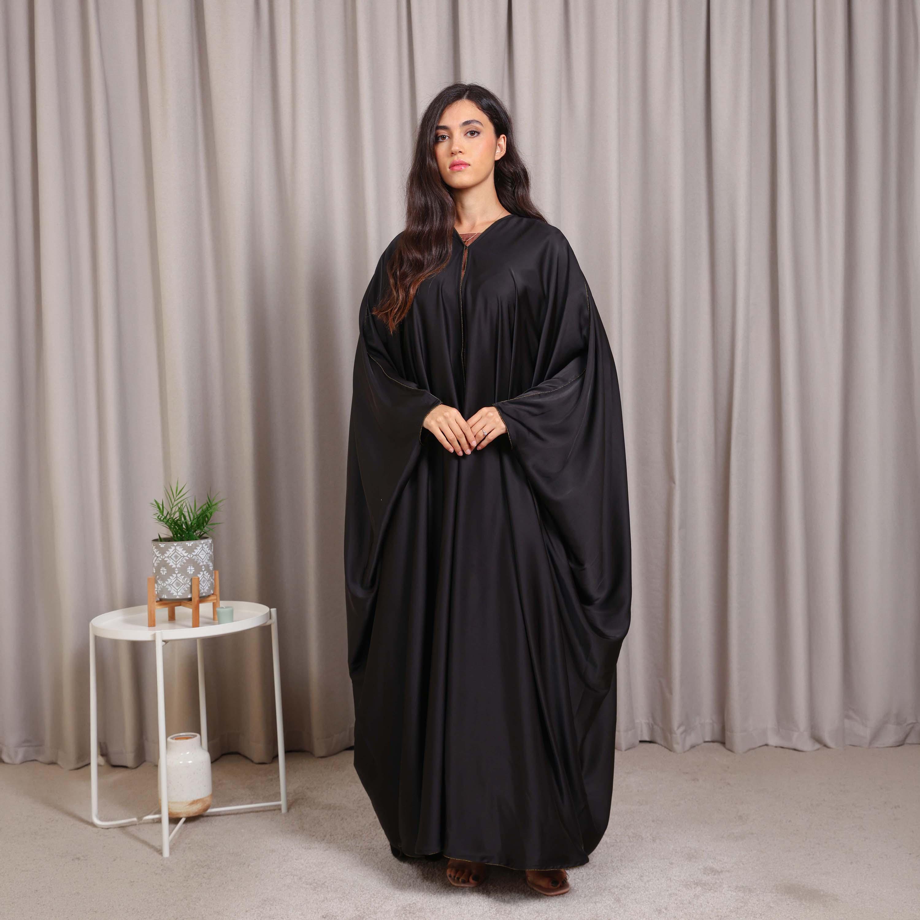 عباية نيكياس سوداء بقصة بحرينية من الساتان بأكمام فراشة للنساء-women-arabicclothing-abayas-image-1
