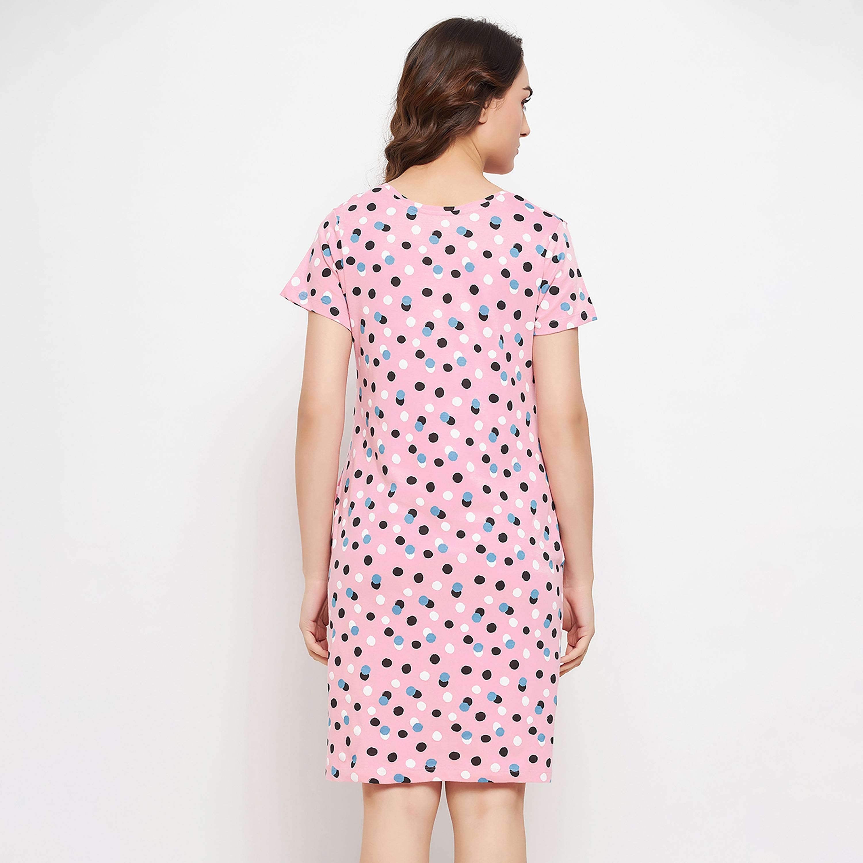 فستان نوم نسائي قصير بطبعات منقط باللون الوردي الفاتح من كلوفيا - قطن خالص-women-clothing-nightwear-nighties-image-5